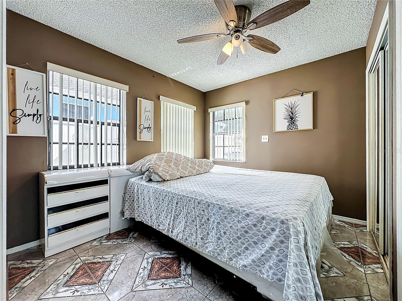 6619 HIAWASSEE MEADOWS DR, ORLANDO, FL, 32818