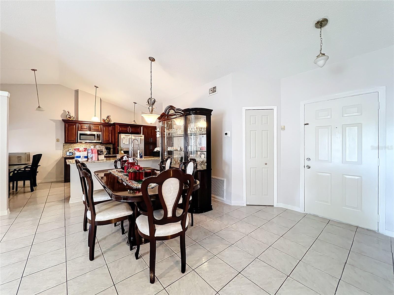 6619 HIAWASSEE MEADOWS DR, ORLANDO, FL, 32818