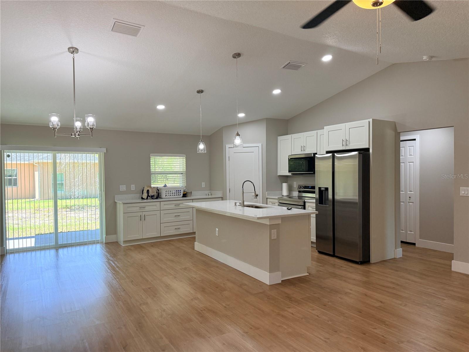 2186 W G MARTINELLI BLVD, CITRUS SPRINGS, FL, 34434