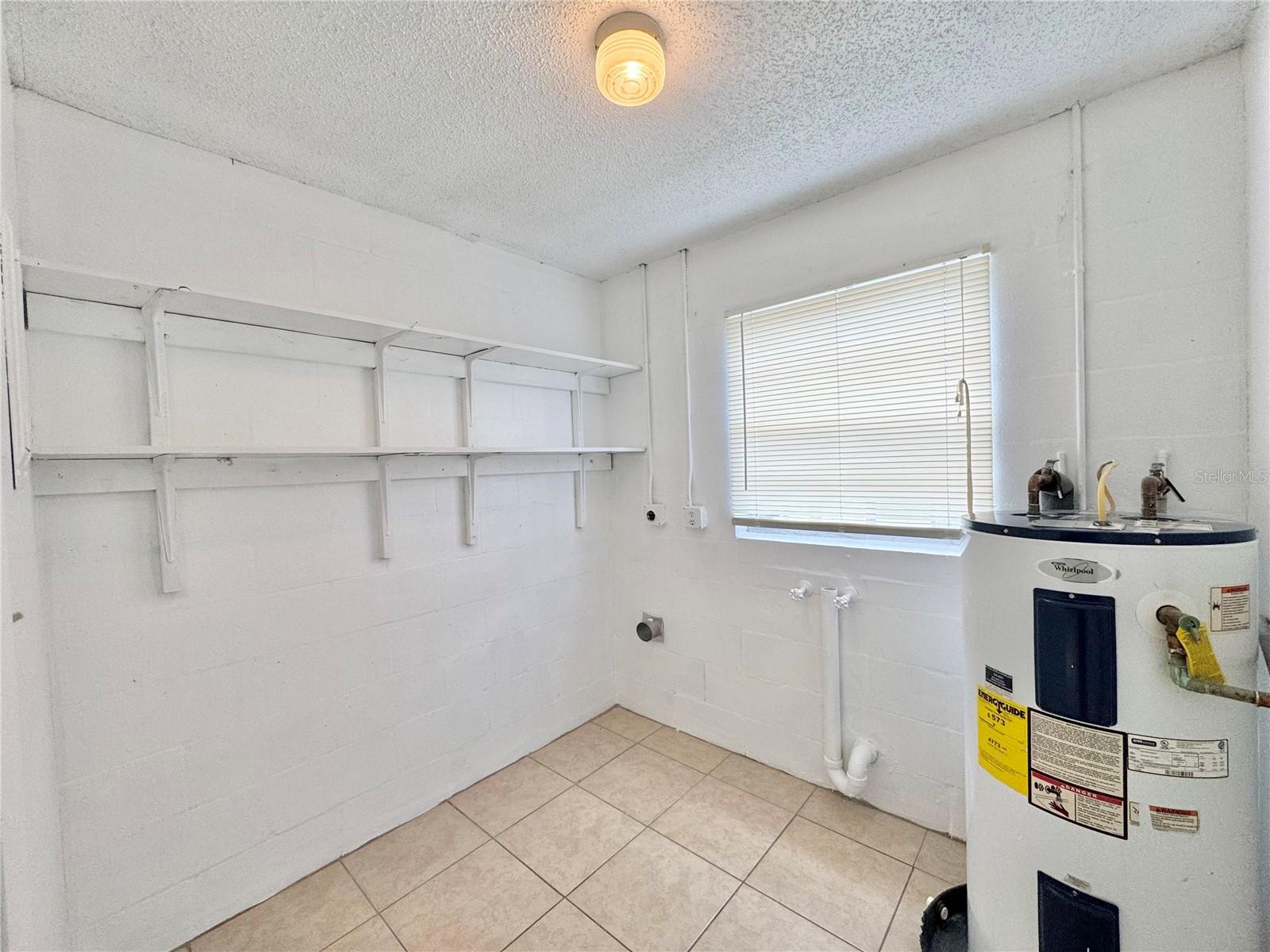 2575 ELM AVE, LAKE WALES, FL, 33898