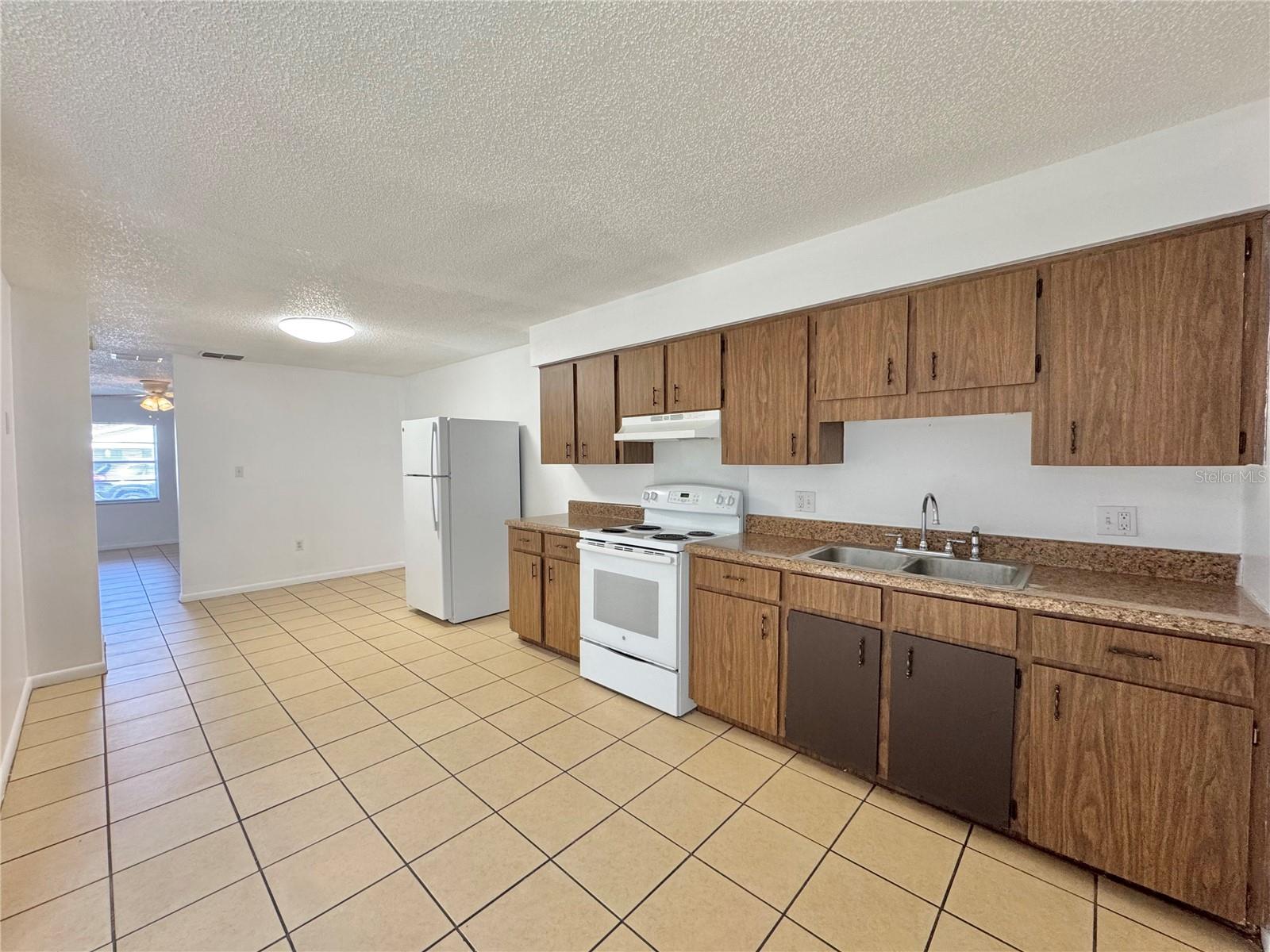 2575 ELM AVE, LAKE WALES, FL, 33898