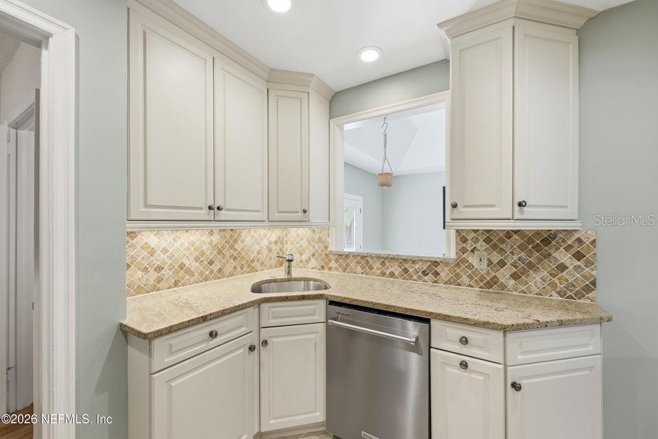 2954 IROQUOIS AVE, JACKSONVILLE, FL, 32210