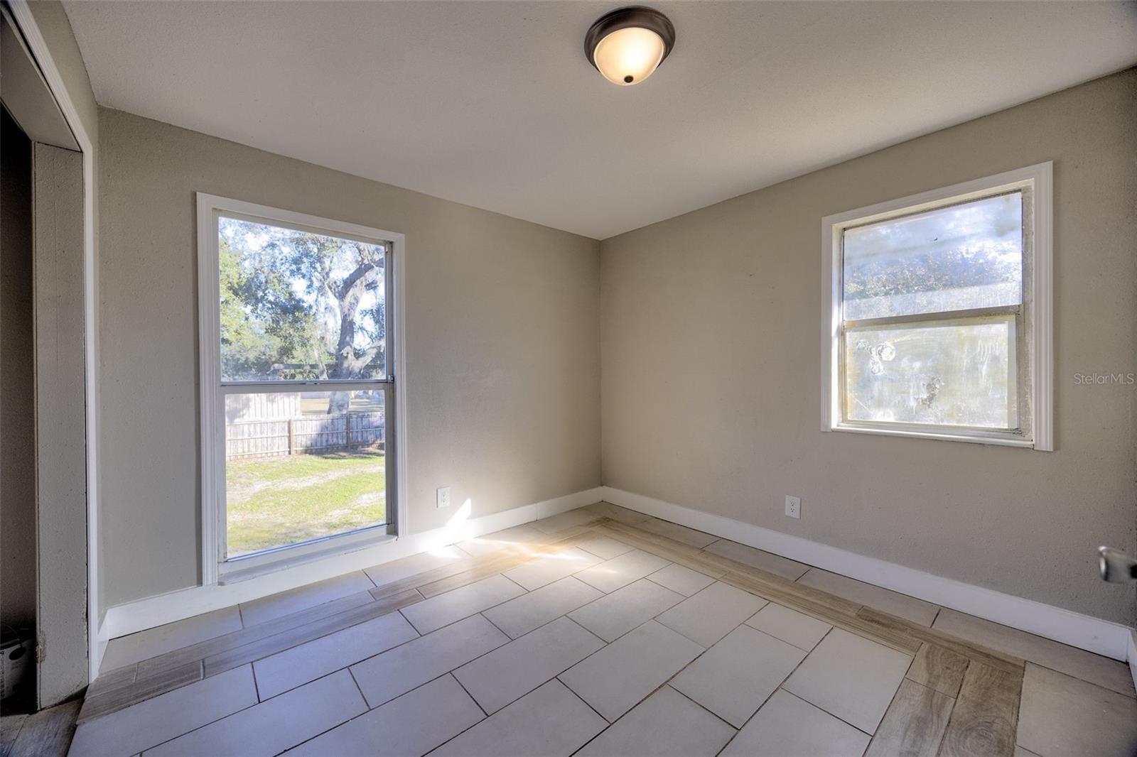 805 E MCDONALD RD, PLANT CITY, FL, 33567