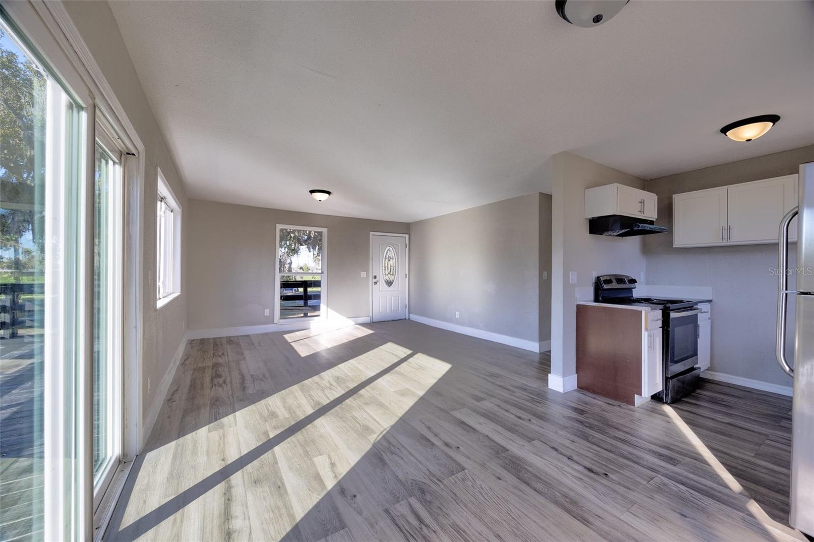 805 E MCDONALD RD, PLANT CITY, FL, 33567