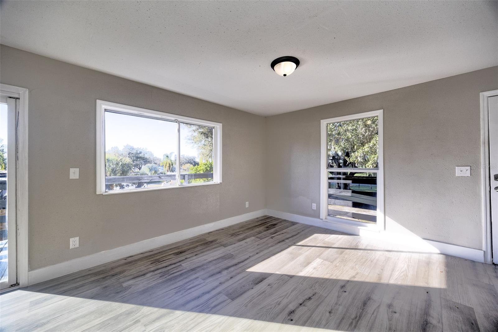 805 E MCDONALD RD, PLANT CITY, FL, 33567