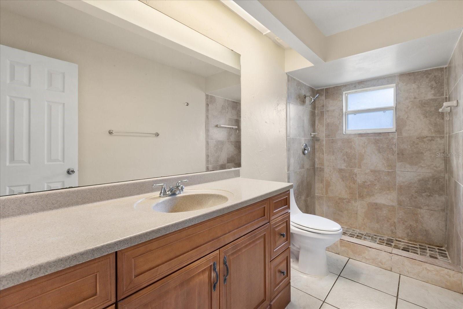9466 CANNON DR, ORLANDO, FL, 32817