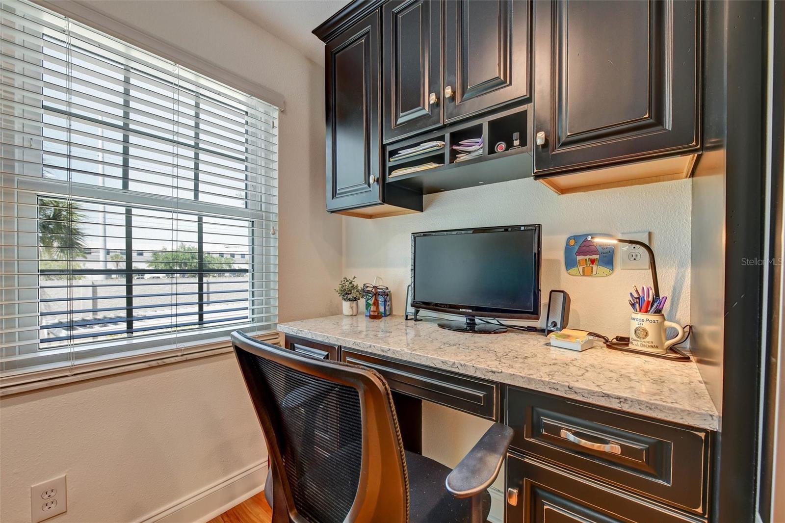 8352 MEADOWBROOK DR #10, SEMINOLE, FL, 33777