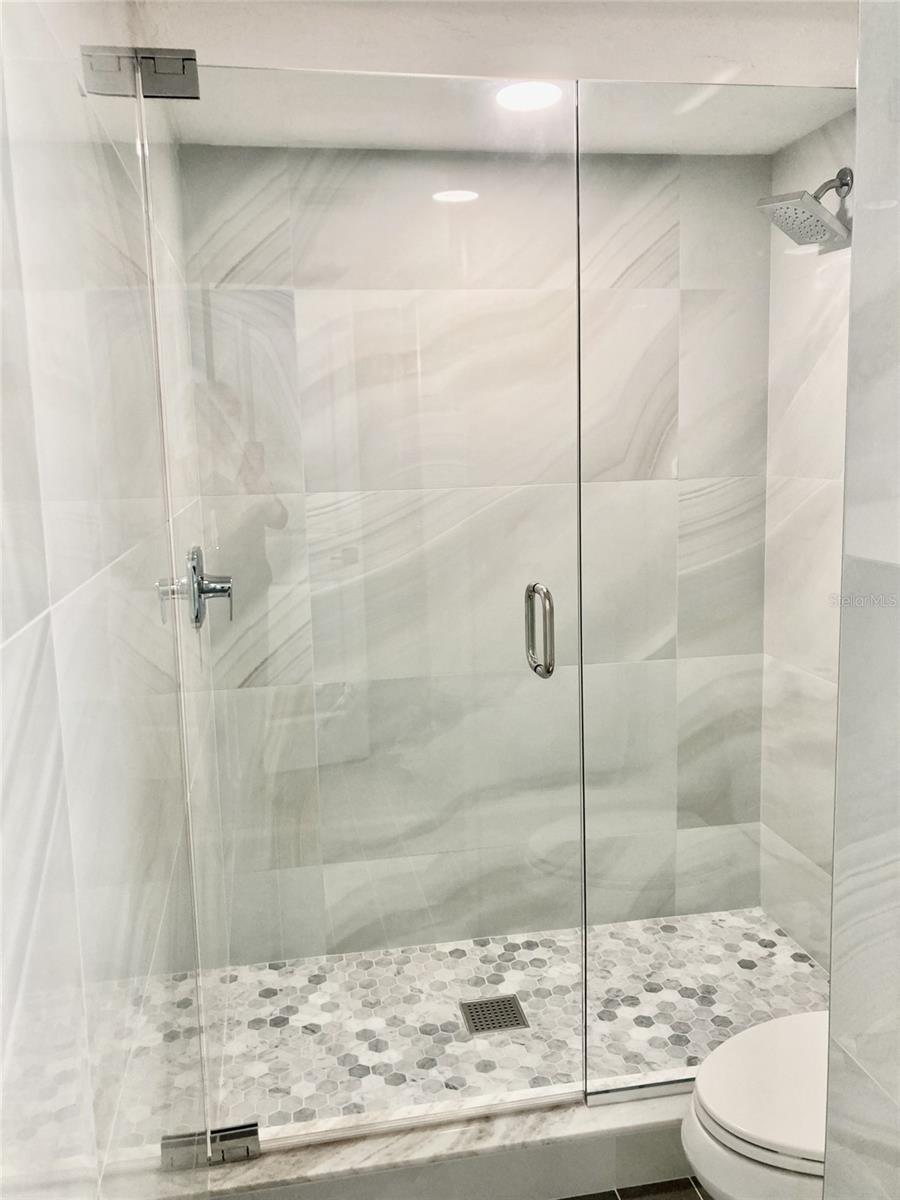 6114 43RD ST W #103E, BRADENTON, FL, 34210