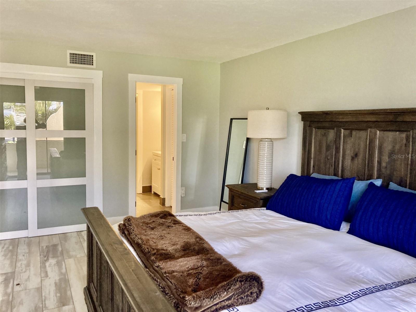 6114 43RD ST W #103E, BRADENTON, FL, 34210