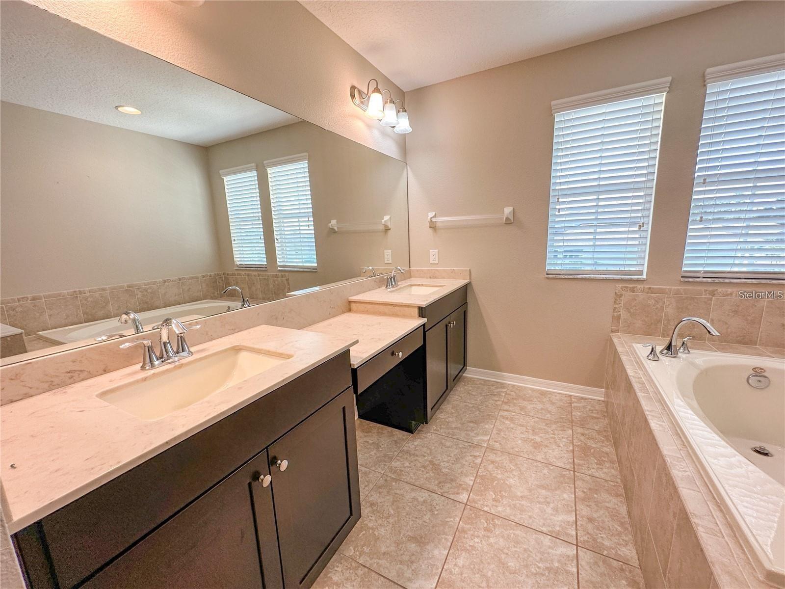 8979 39TH STREET CIR E, PARRISH, FL, 34219