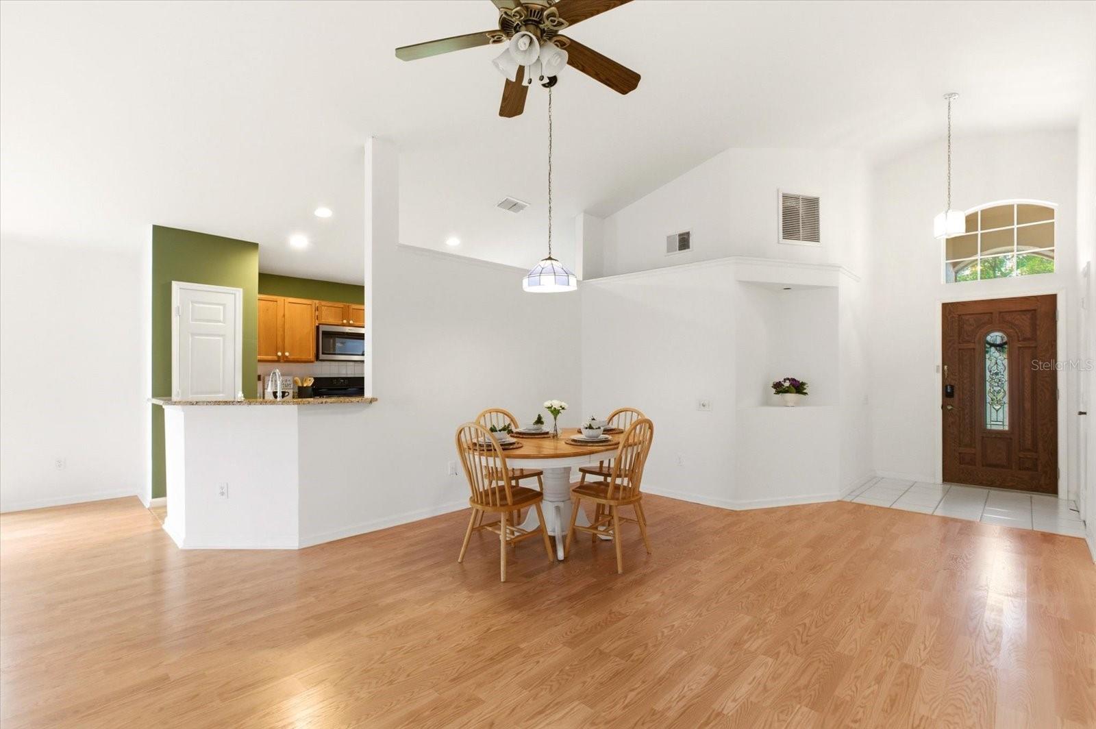 3305 SANTA MONICA DR, ORLANDO, FL, 32822