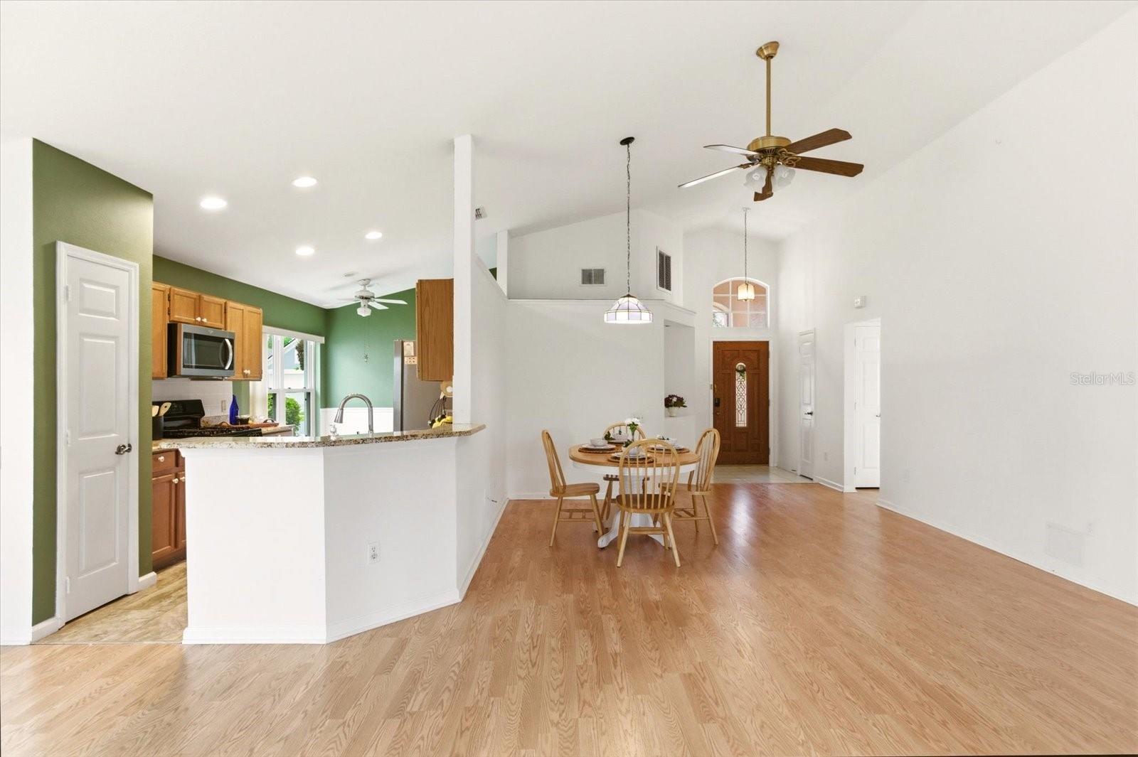 3305 SANTA MONICA DR, ORLANDO, FL, 32822