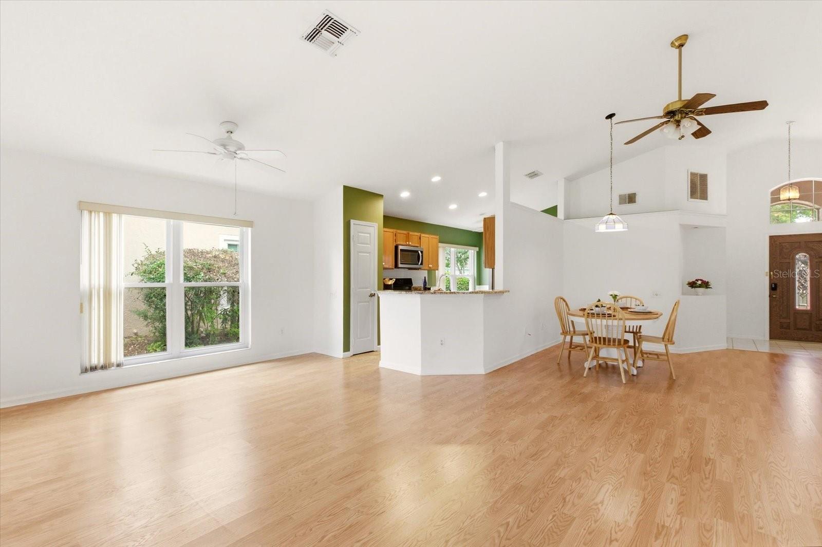 3305 SANTA MONICA DR, ORLANDO, FL, 32822