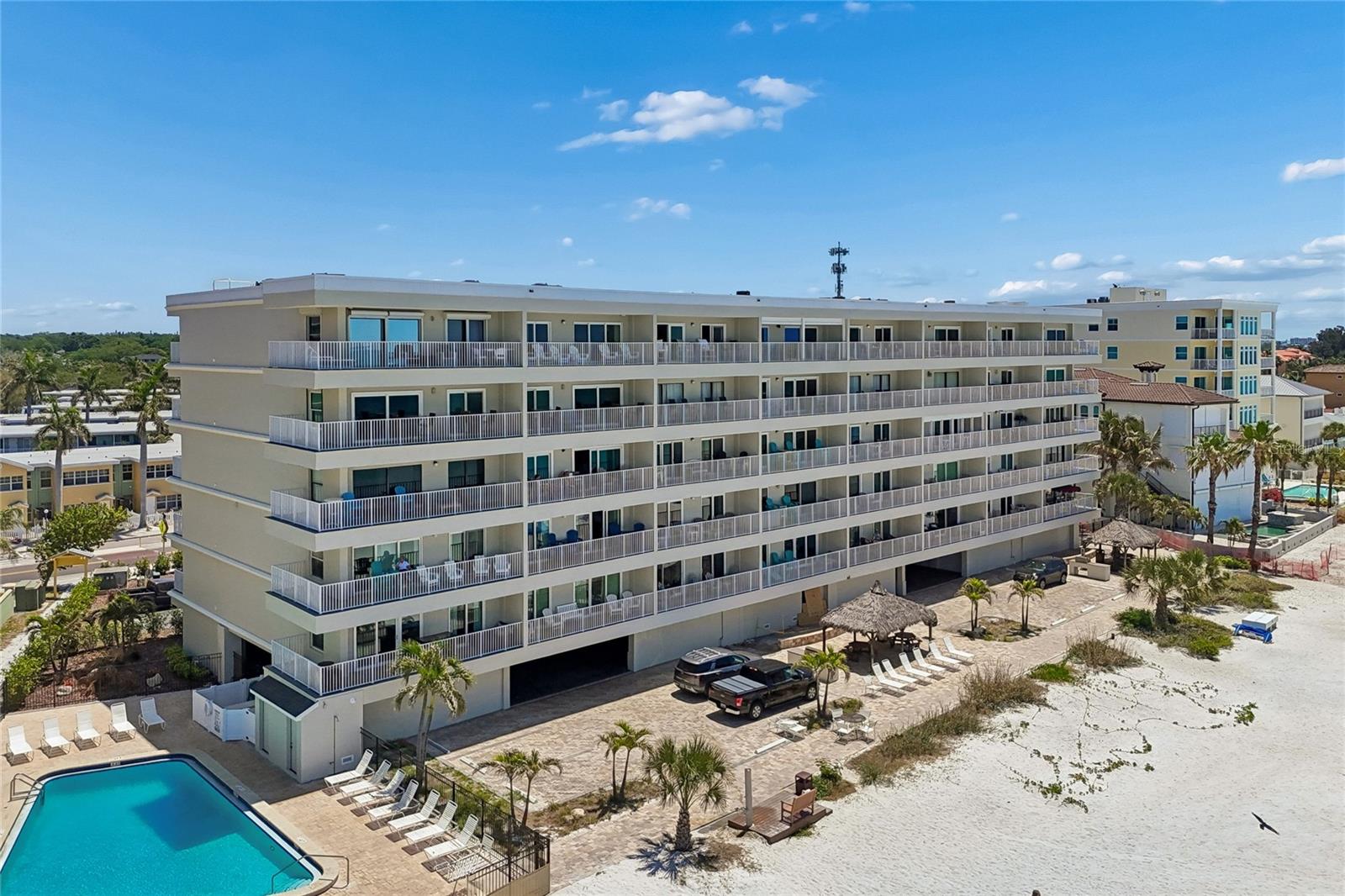 19418 GULF BLVD #204, INDIAN SHORES, FL, 33785
