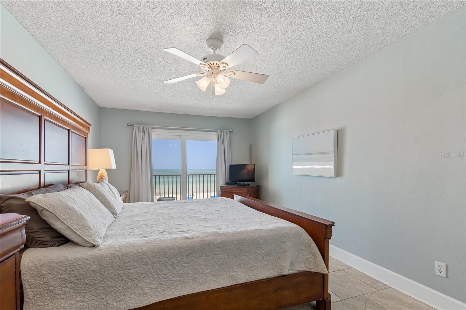 19418 GULF BLVD #204, INDIAN SHORES, FL, 33785