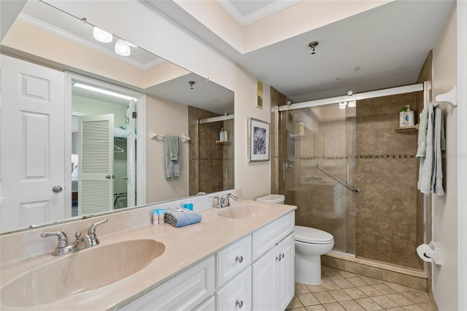 19418 GULF BLVD #204, INDIAN SHORES, FL, 33785