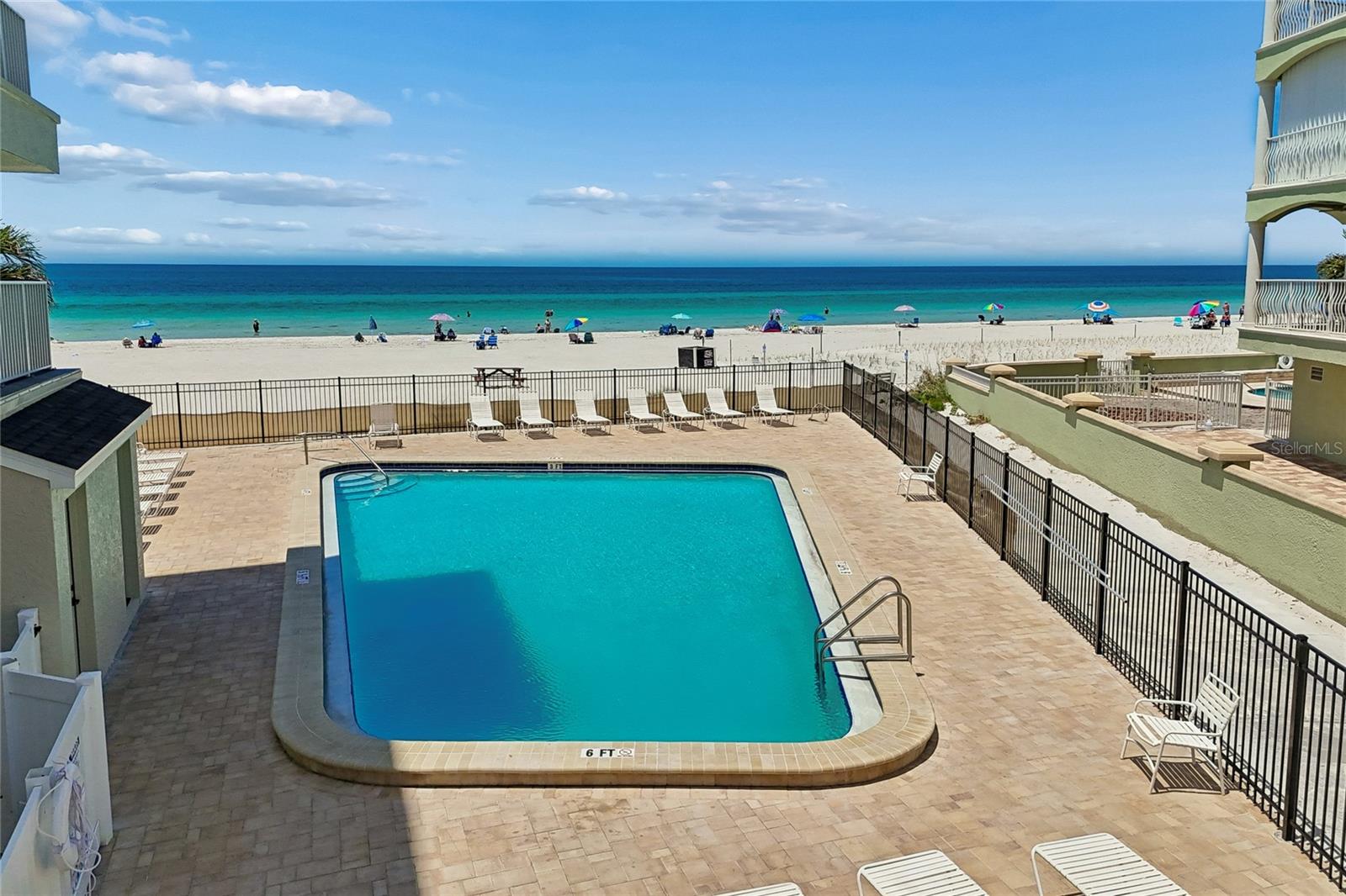 19418 GULF BLVD #204, INDIAN SHORES, FL, 33785