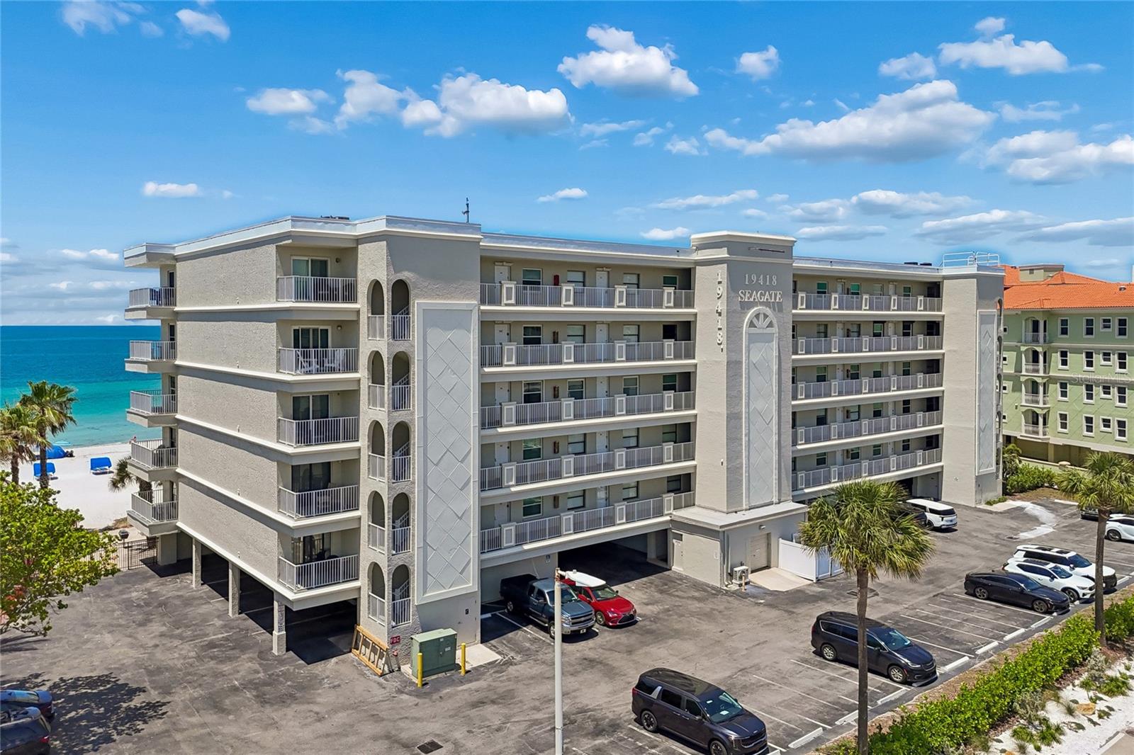19418 GULF BLVD #204, INDIAN SHORES, FL, 33785