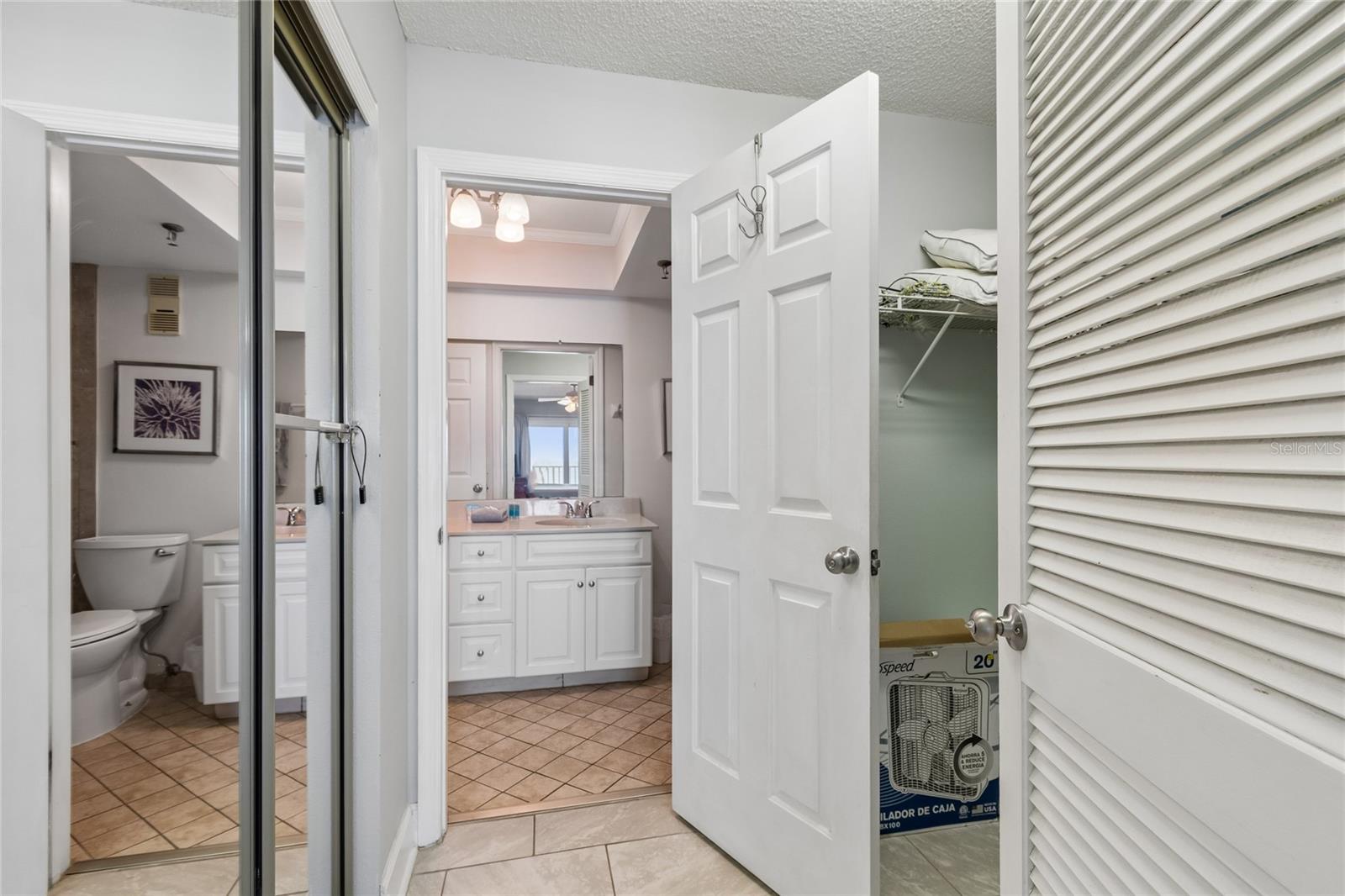 19418 GULF BLVD #204, INDIAN SHORES, FL, 33785