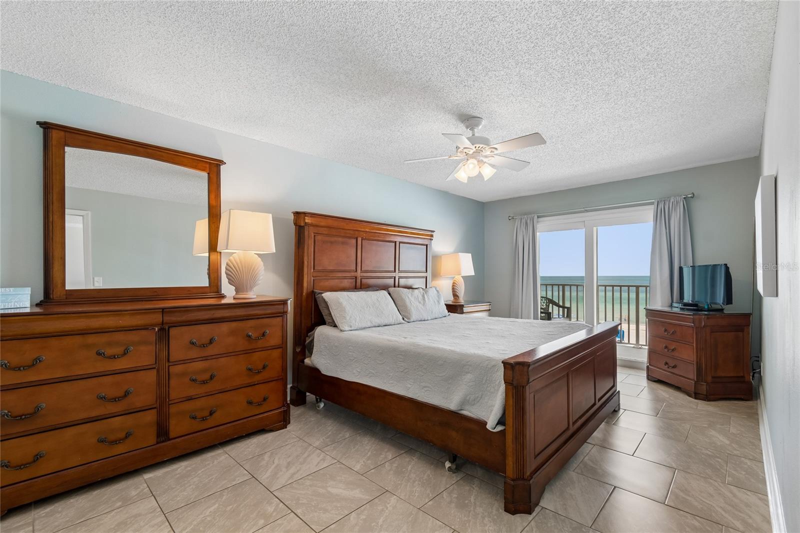 19418 GULF BLVD #204, INDIAN SHORES, FL, 33785