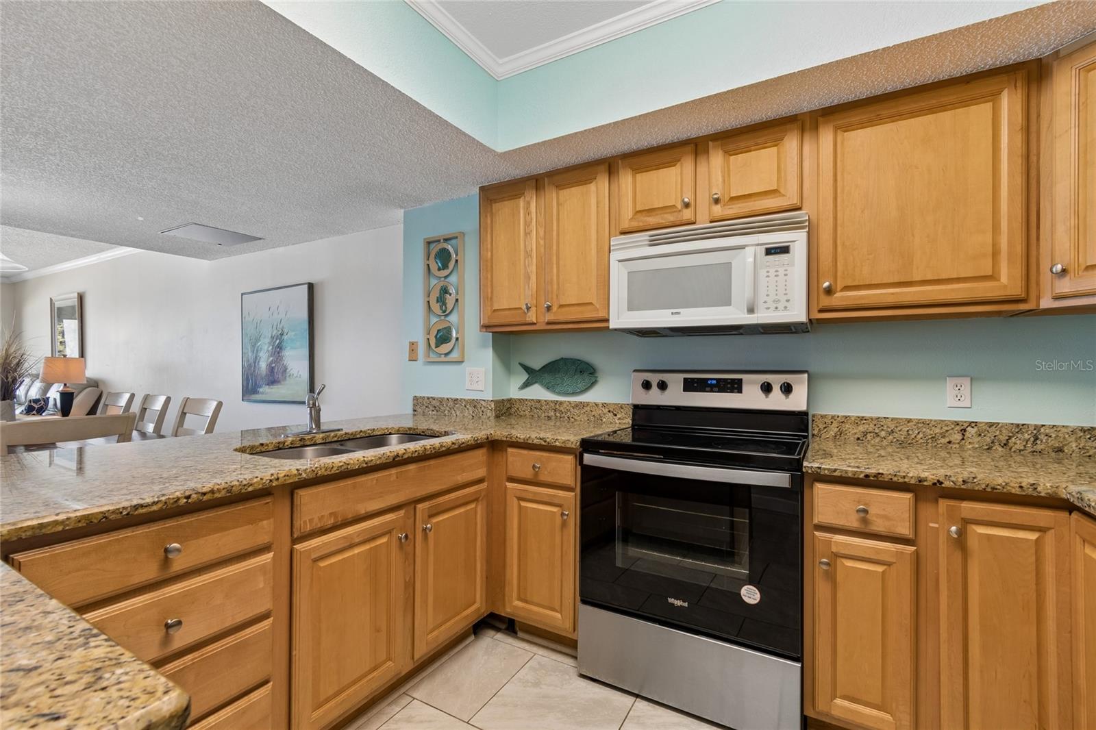 19418 GULF BLVD #204, INDIAN SHORES, FL, 33785