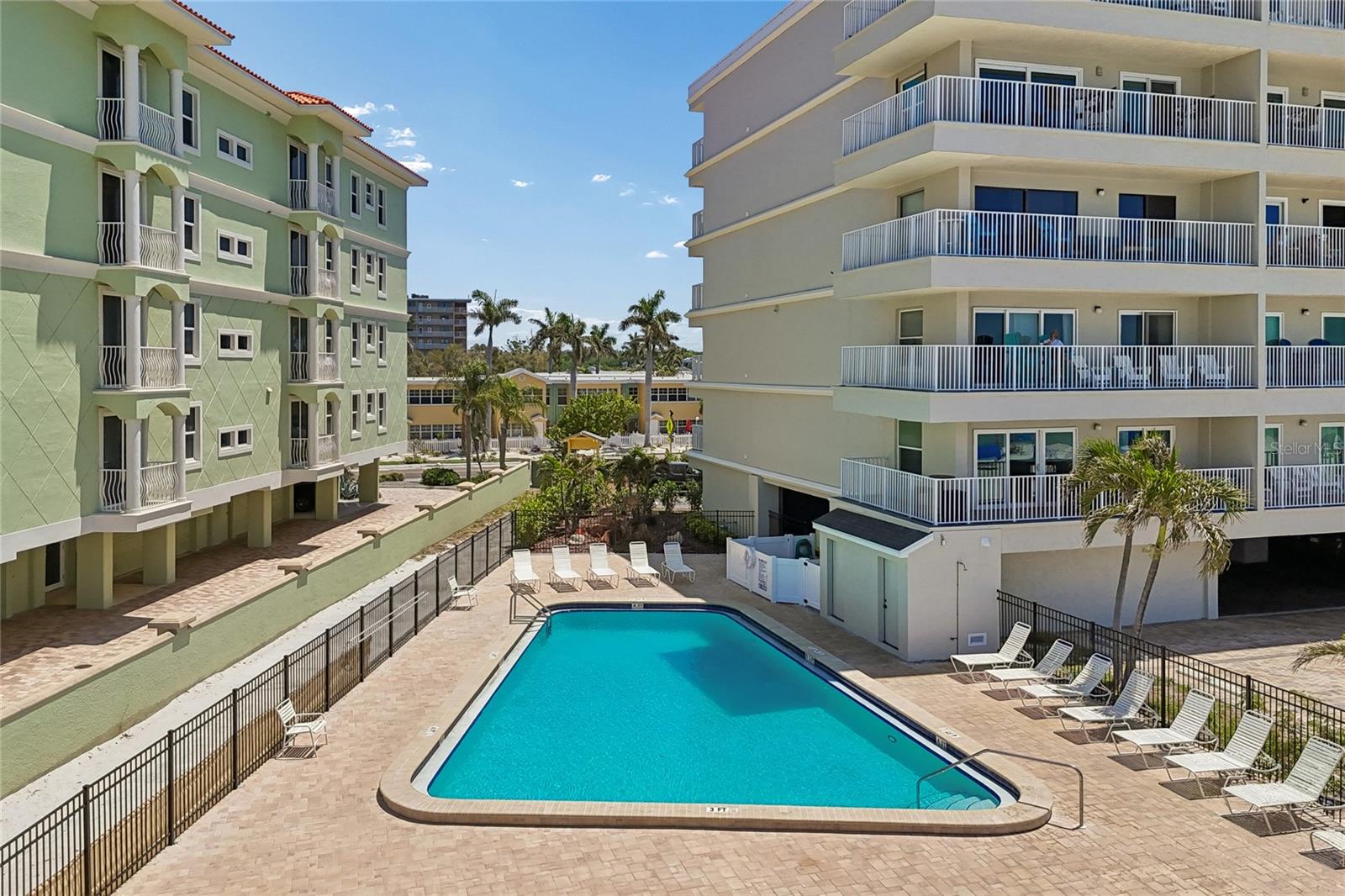 19418 GULF BLVD #204, INDIAN SHORES, FL, 33785