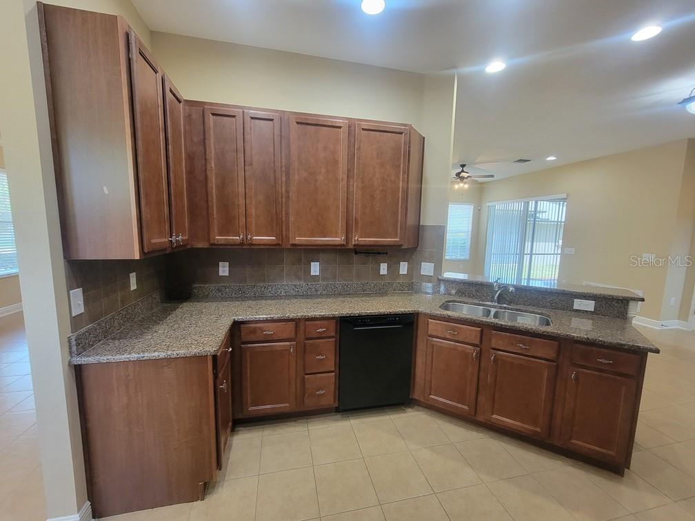 10418 FENCELINE RD, NEW PORT RICHEY, FL, 34655