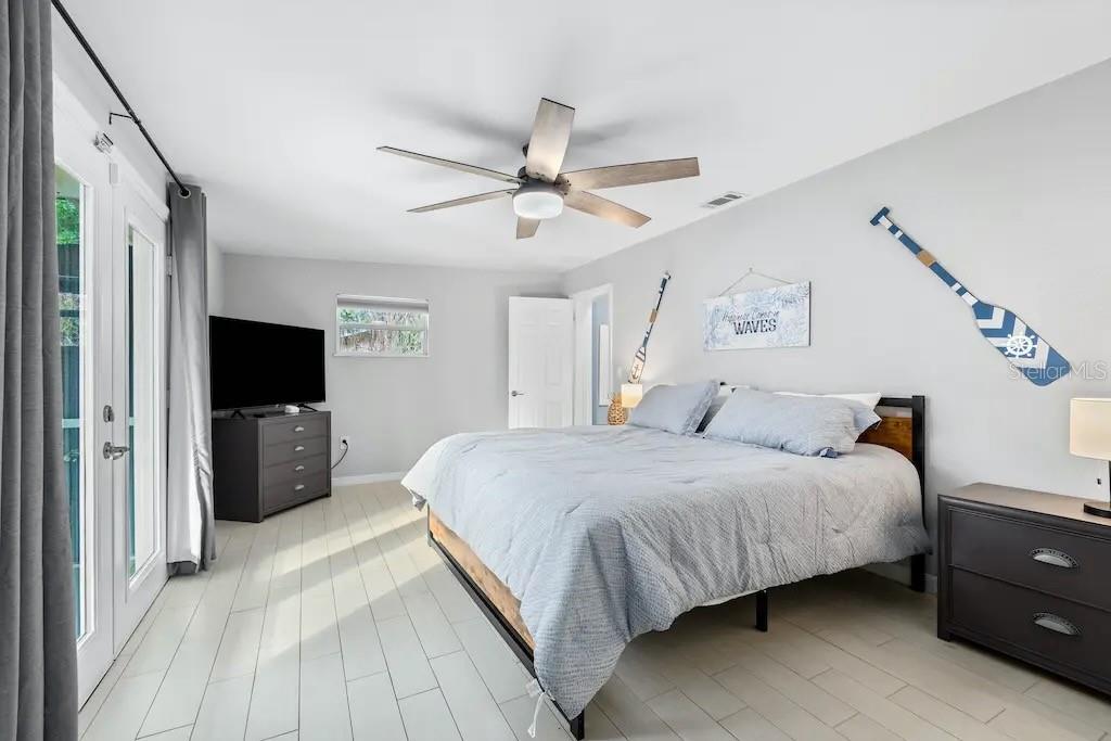 2532 CONSTITUTION BLVD, SARASOTA, FL, 34231