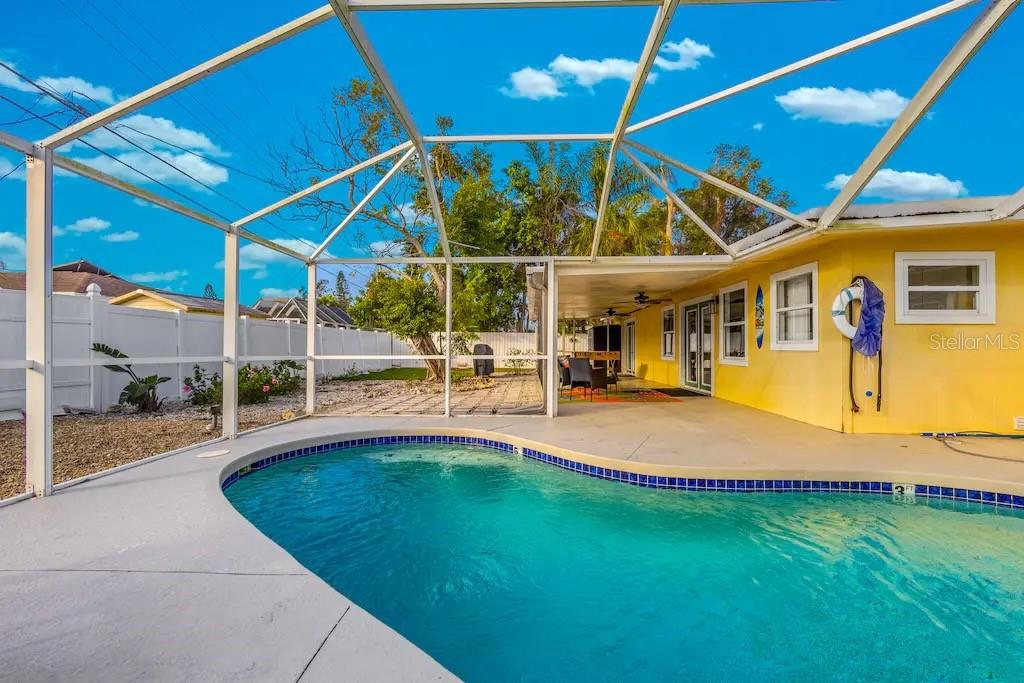 2532 CONSTITUTION BLVD, SARASOTA, FL, 34231