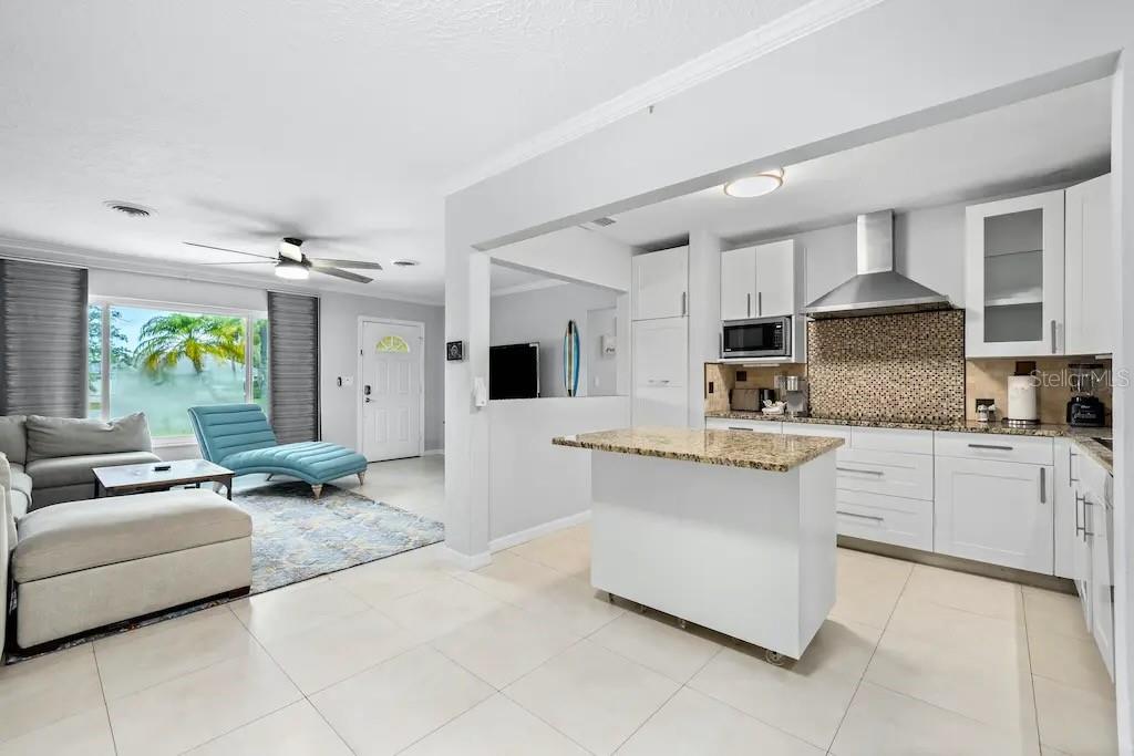 2532 CONSTITUTION BLVD, SARASOTA, FL, 34231