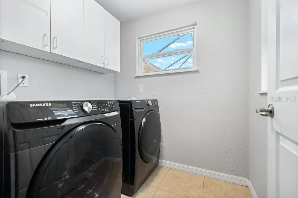 2532 CONSTITUTION BLVD, SARASOTA, FL, 34231