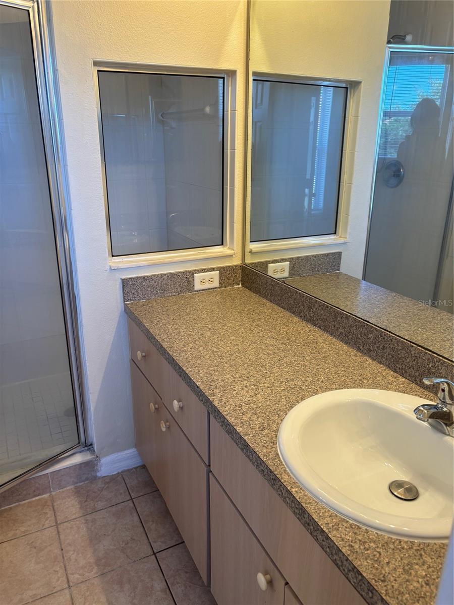 1237 S BEACH CIR, KISSIMMEE, FL, 34746