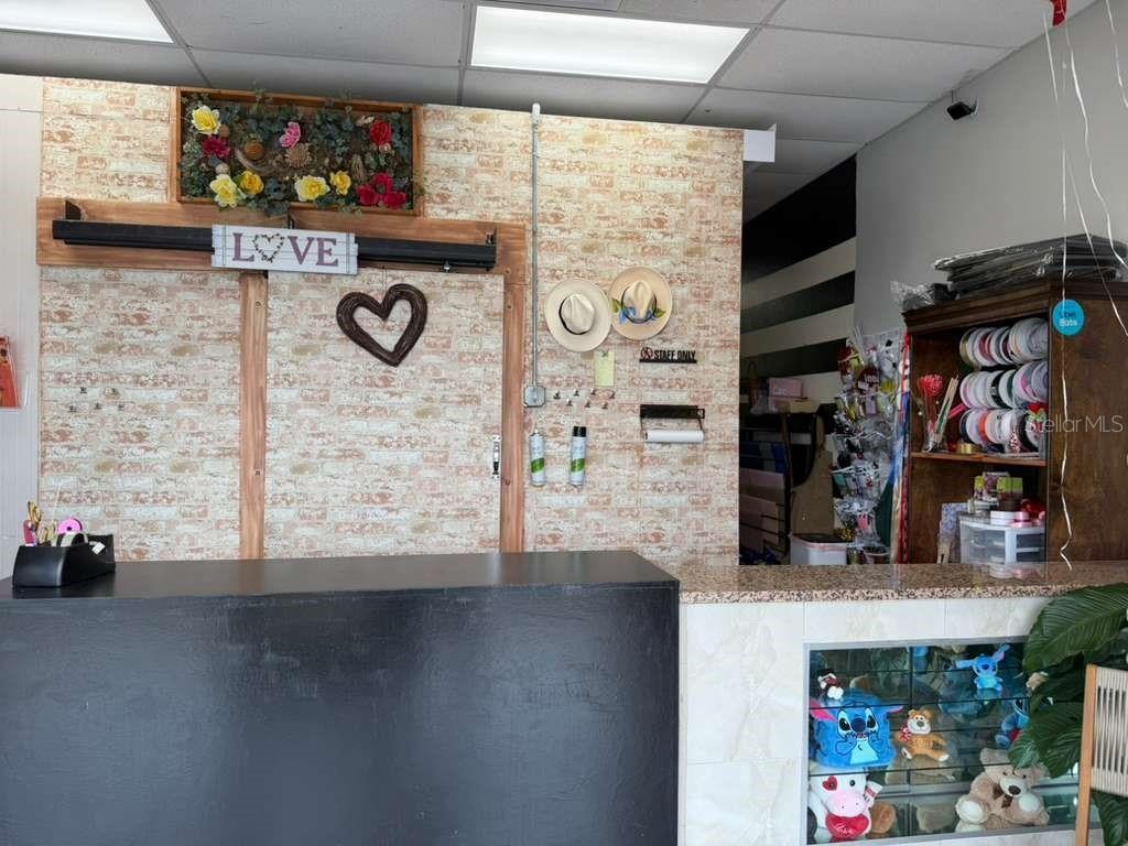 7803 E COLONIAL DR #106, ORLANDO, FL, 32807