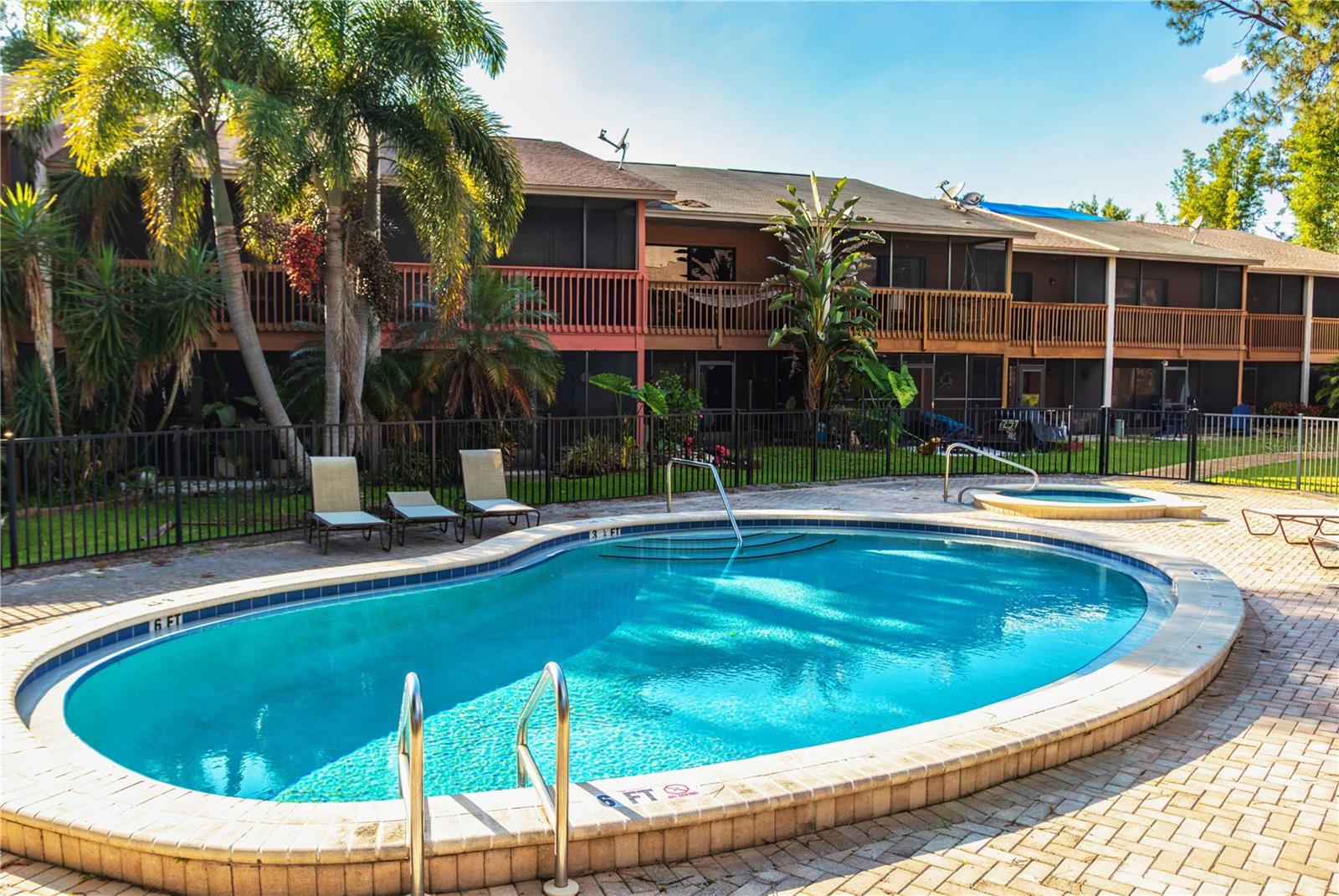 2158 TARPON LANDINGS DR, TARPON SPRINGS, FL, 34688