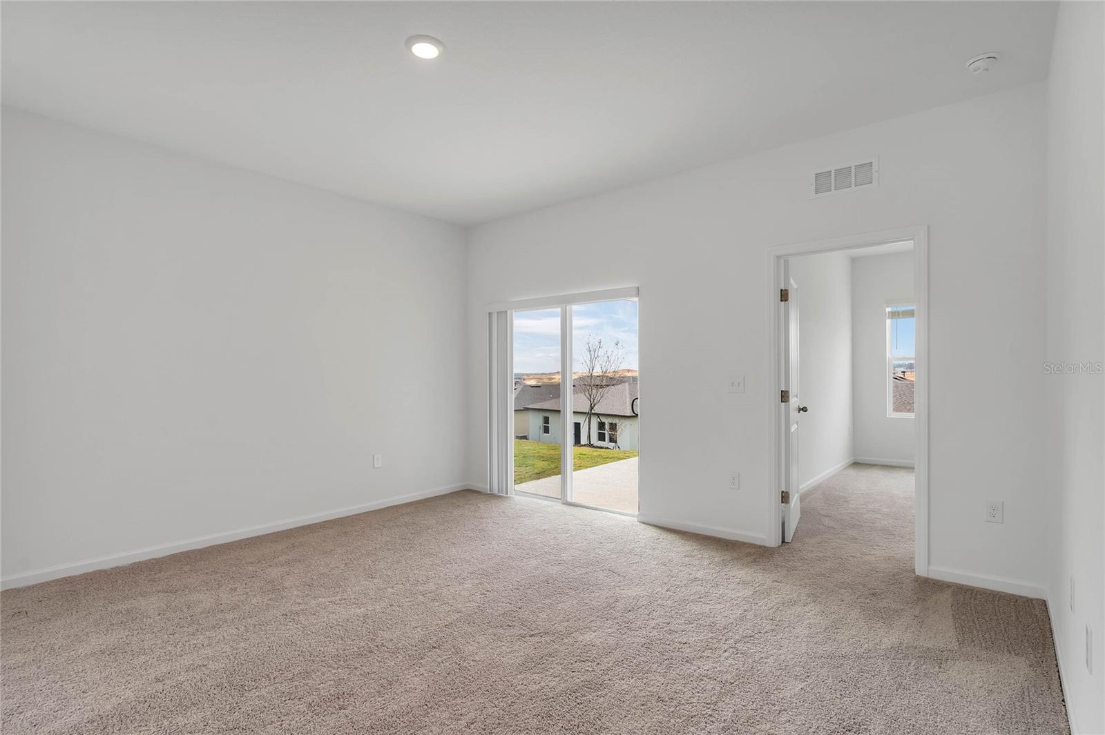 1886 SIERRA SUN WAY, CLERMONT, FL, 34715