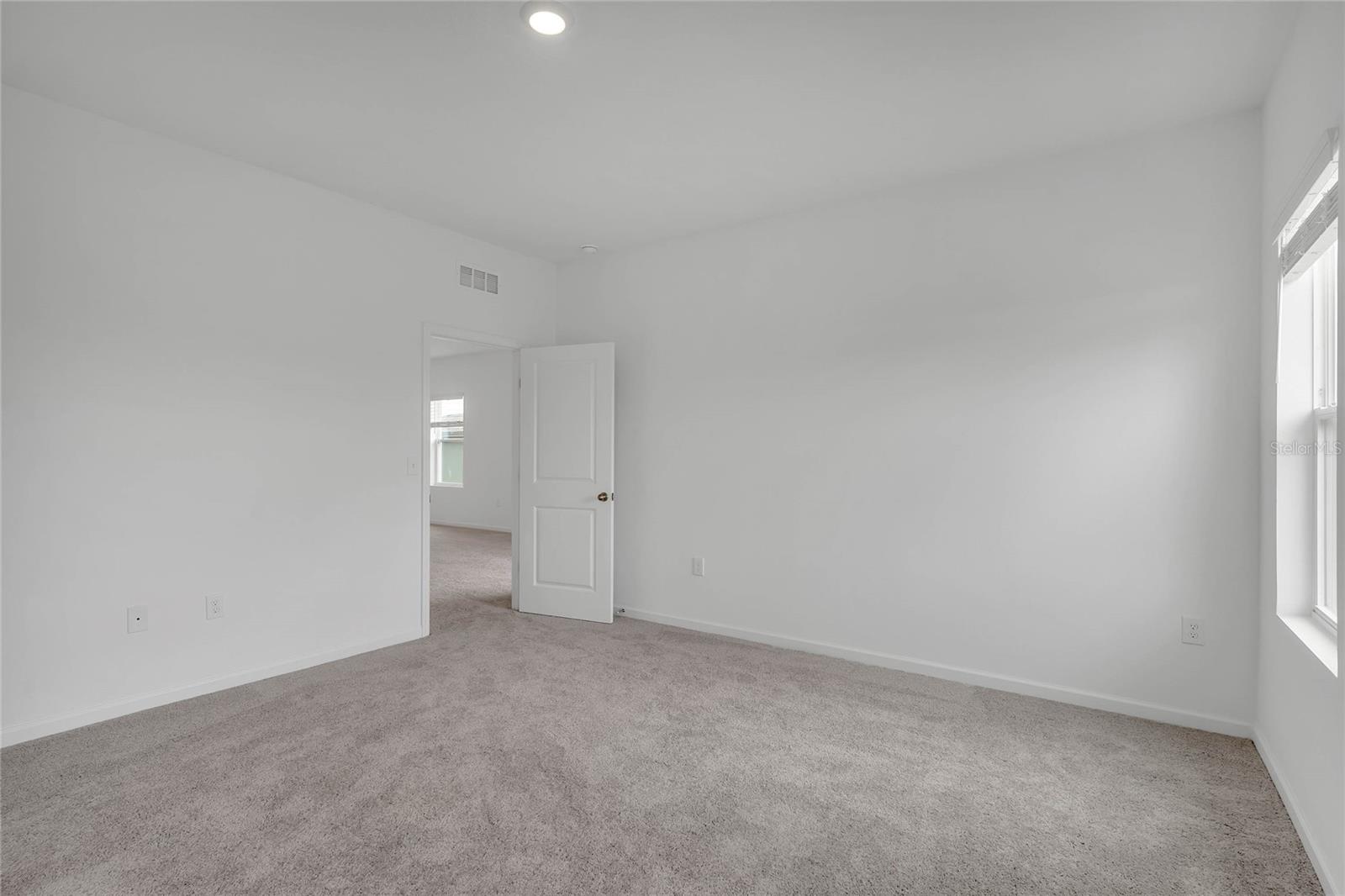 1886 SIERRA SUN WAY, CLERMONT, FL, 34715