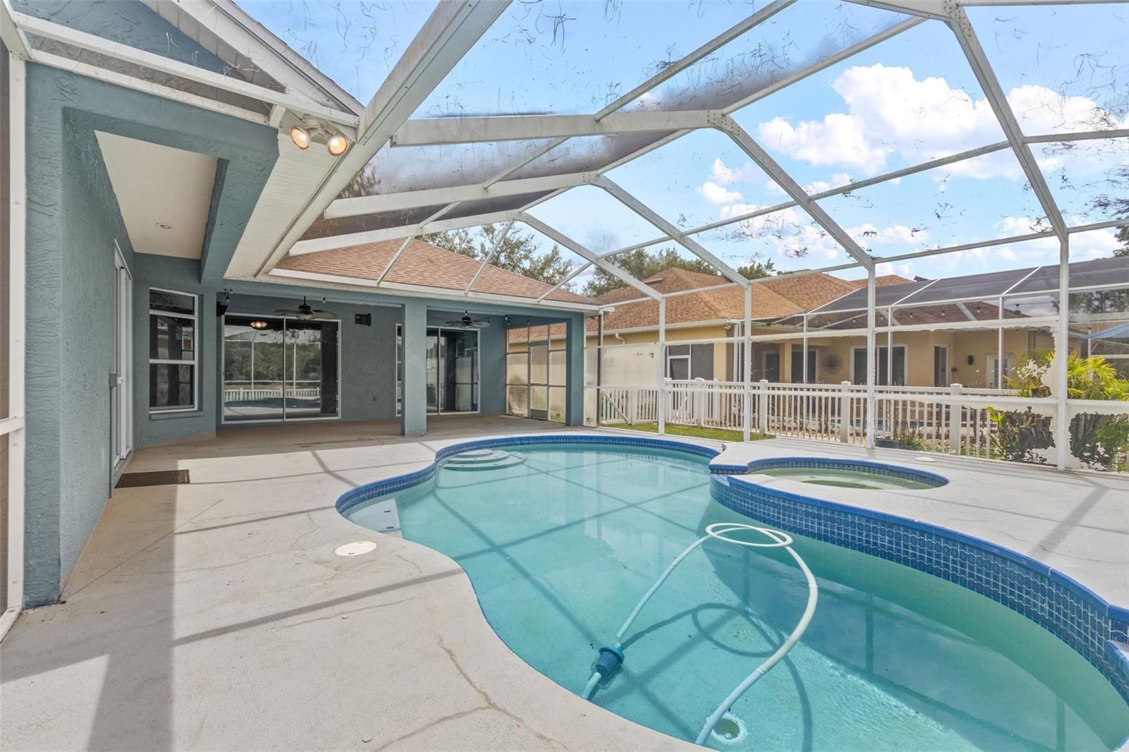 8739 ASHWORTH DR, TAMPA, FL, 33647