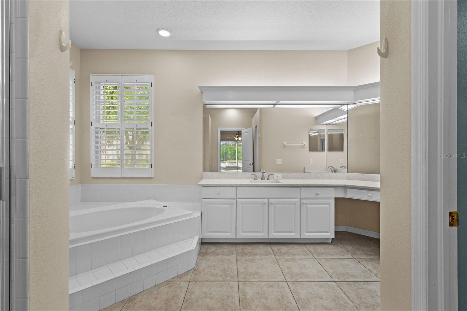 8739 ASHWORTH DR, TAMPA, FL, 33647