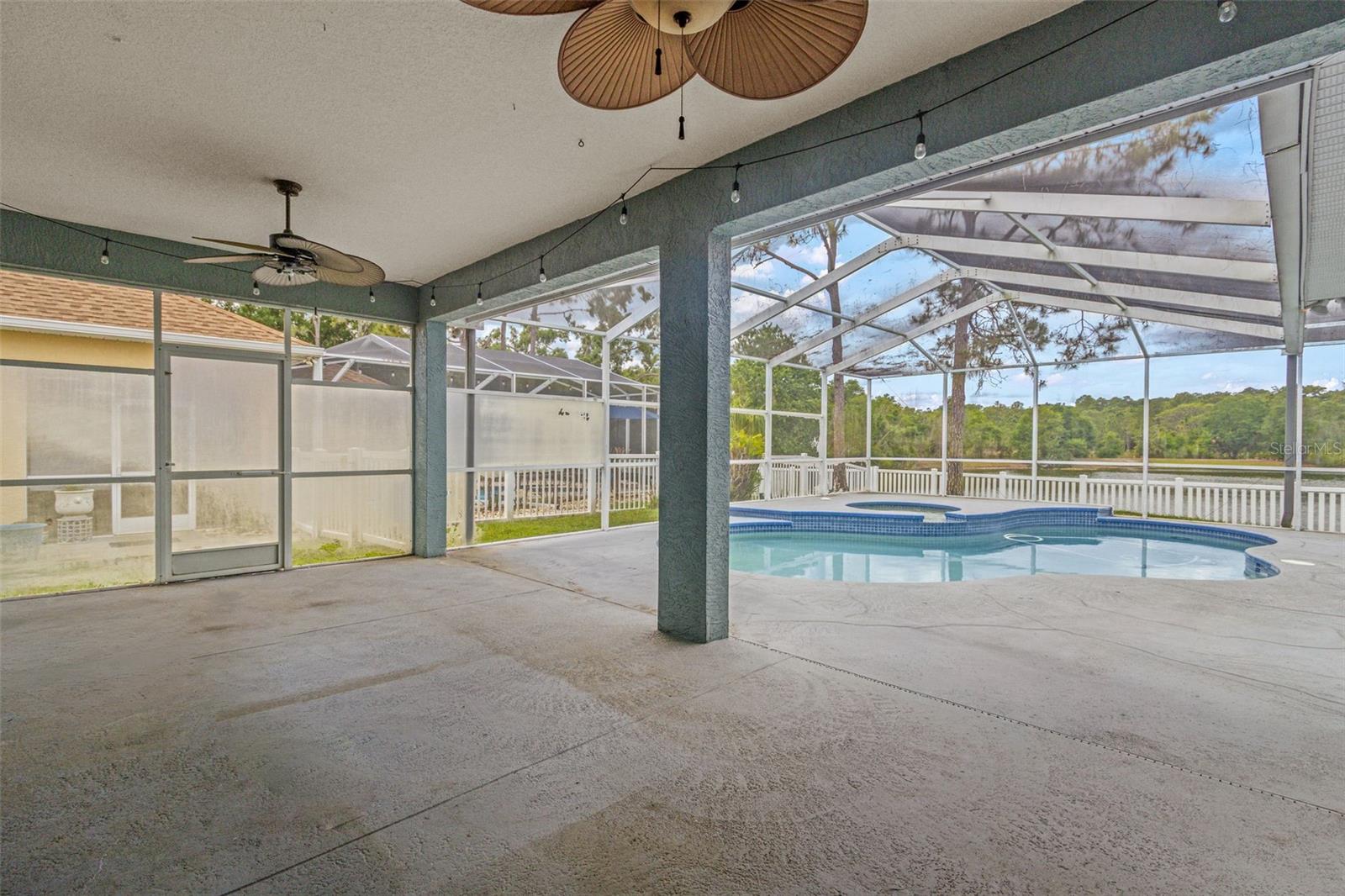 8739 ASHWORTH DR, TAMPA, FL, 33647