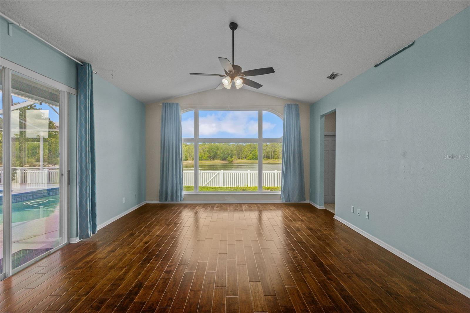 8739 ASHWORTH DR, TAMPA, FL, 33647