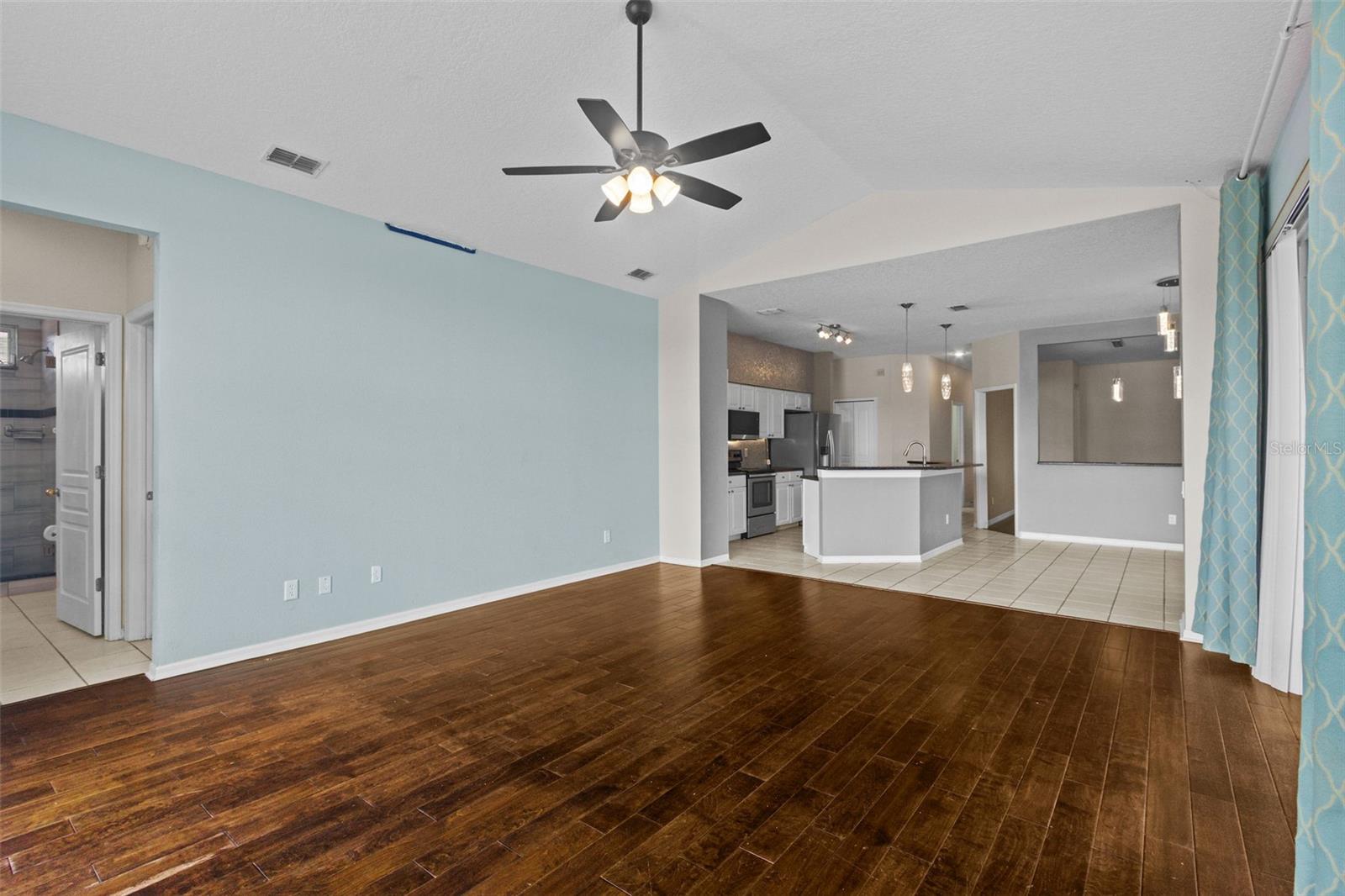 8739 ASHWORTH DR, TAMPA, FL, 33647