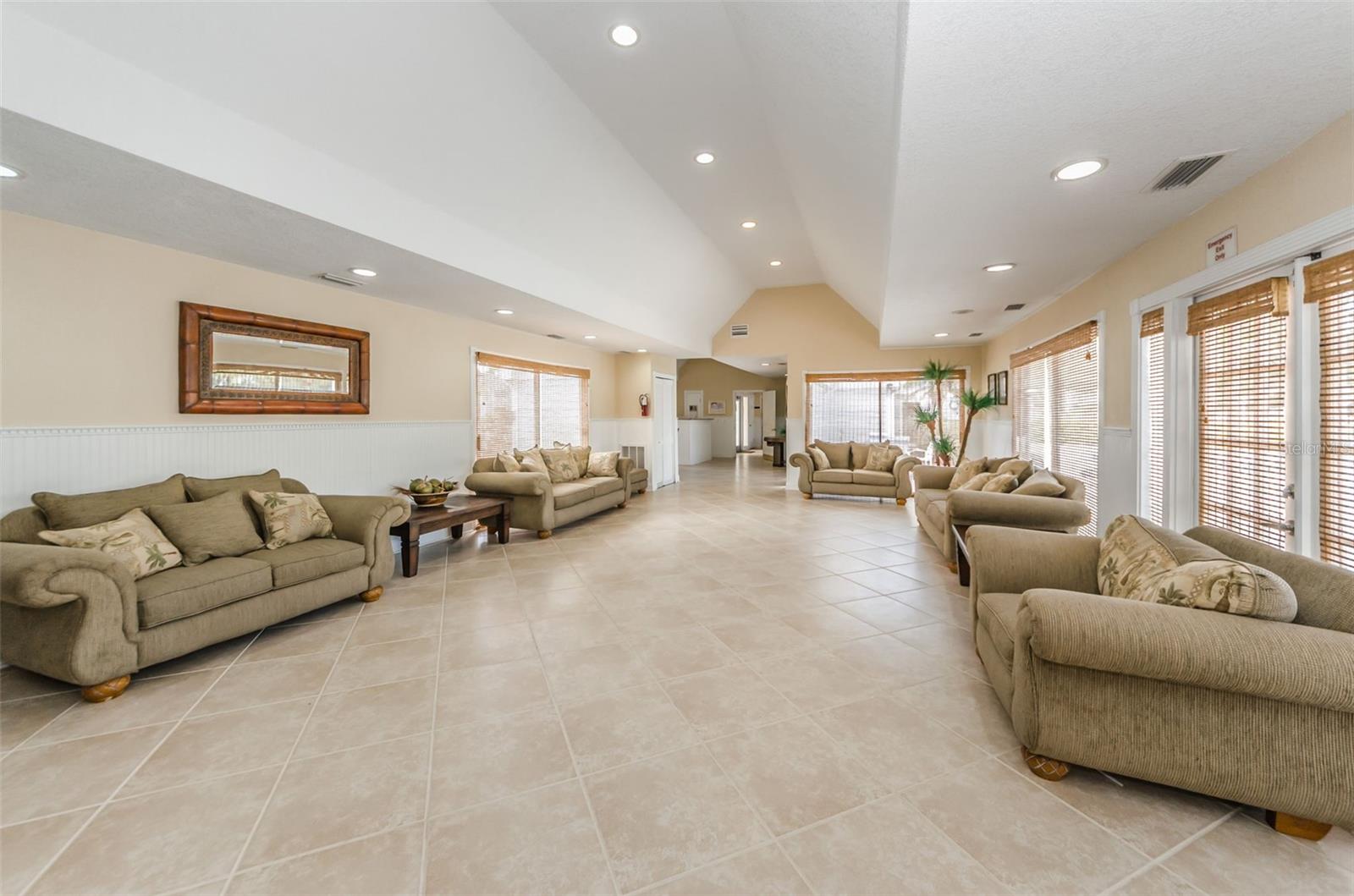 455 ALT 19 S #83, PALM HARBOR, FL, 34683