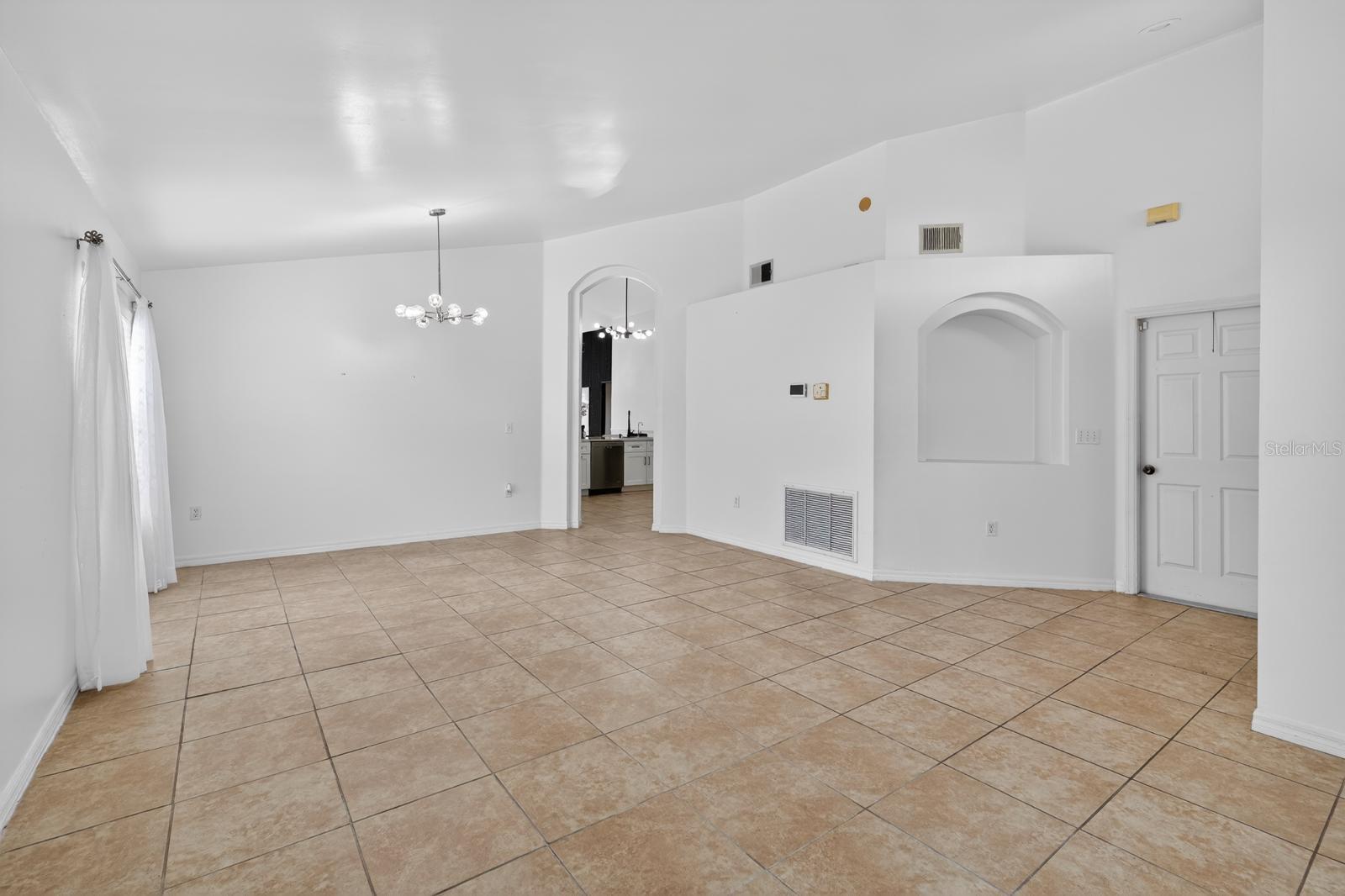 419 BUCKINGHAM CIR, DAVENPORT, FL, 33897