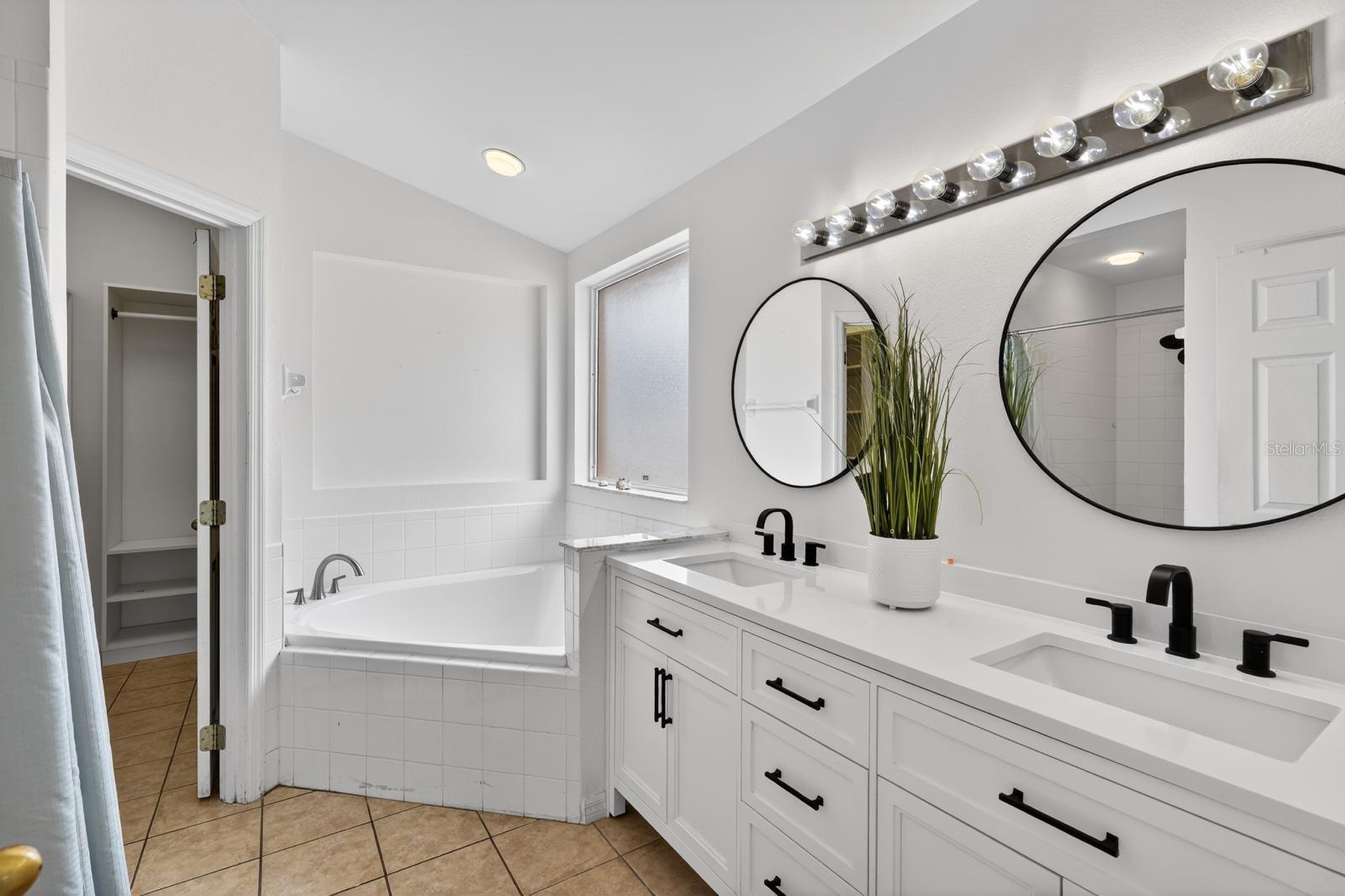 419 BUCKINGHAM CIR, DAVENPORT, FL, 33897