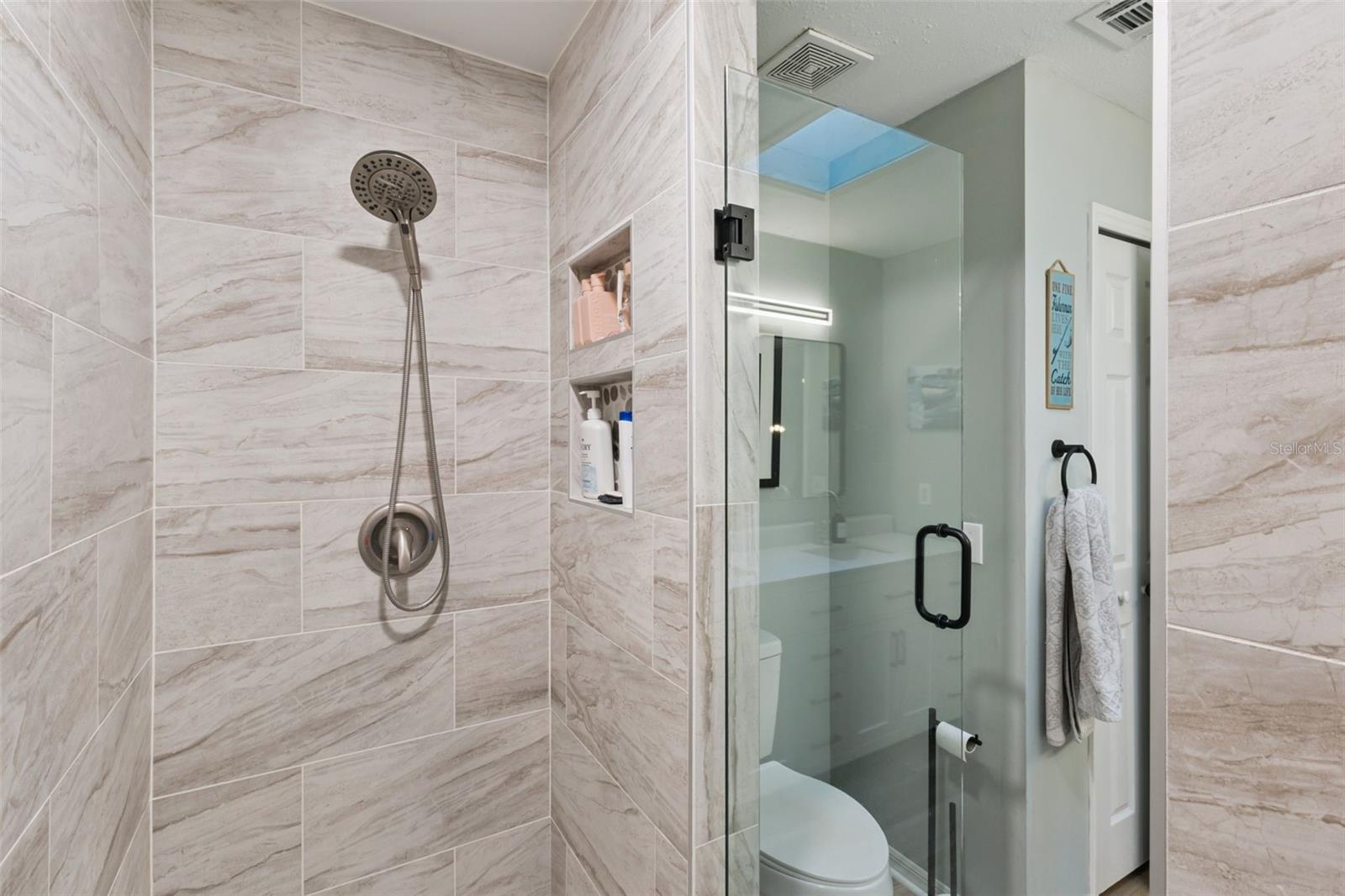 27627 LOIS DR, TAVARES, FL, 32778