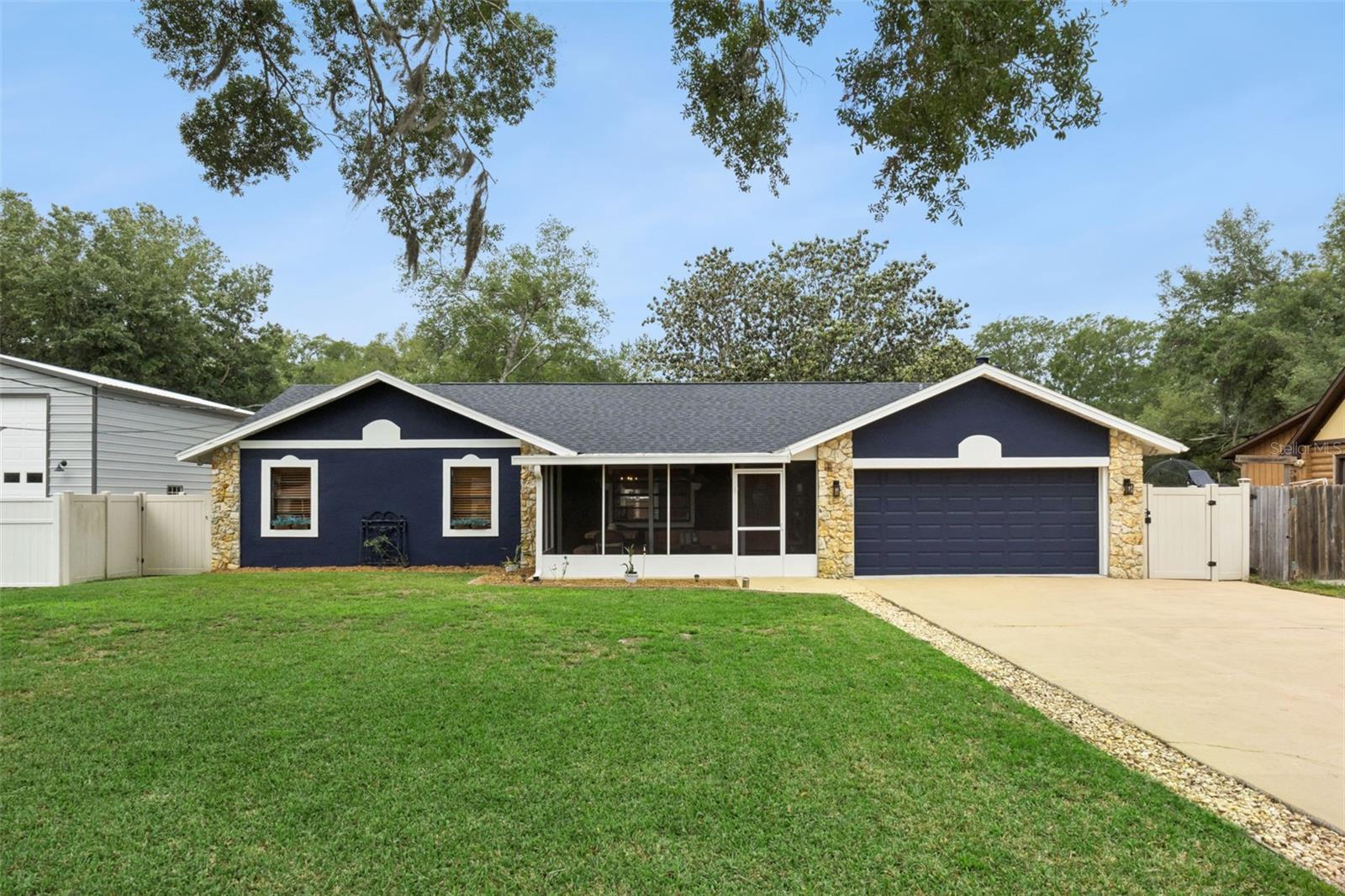 27627 LOIS DR, TAVARES, FL, 32778