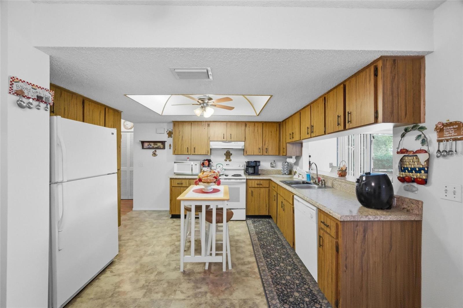 1468 GREENVIEW AVE, SPRING HILL, FL, 34606