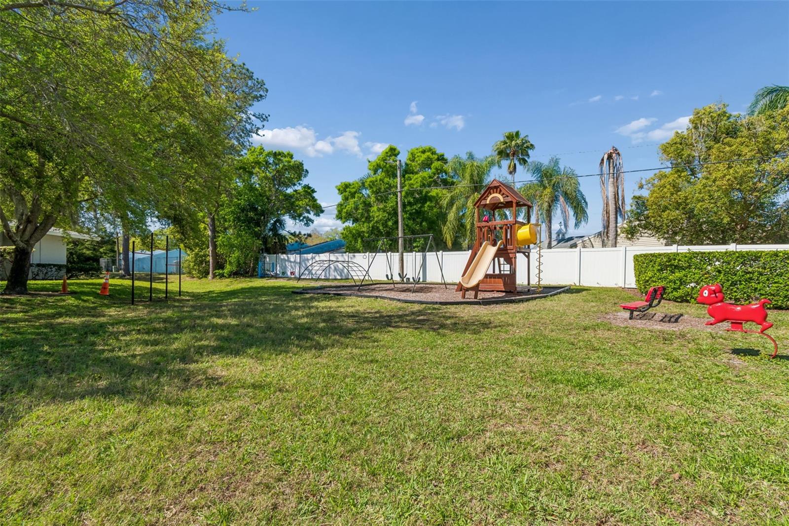 3300 FOX CHASE CIR N #202, PALM HARBOR, FL, 34683