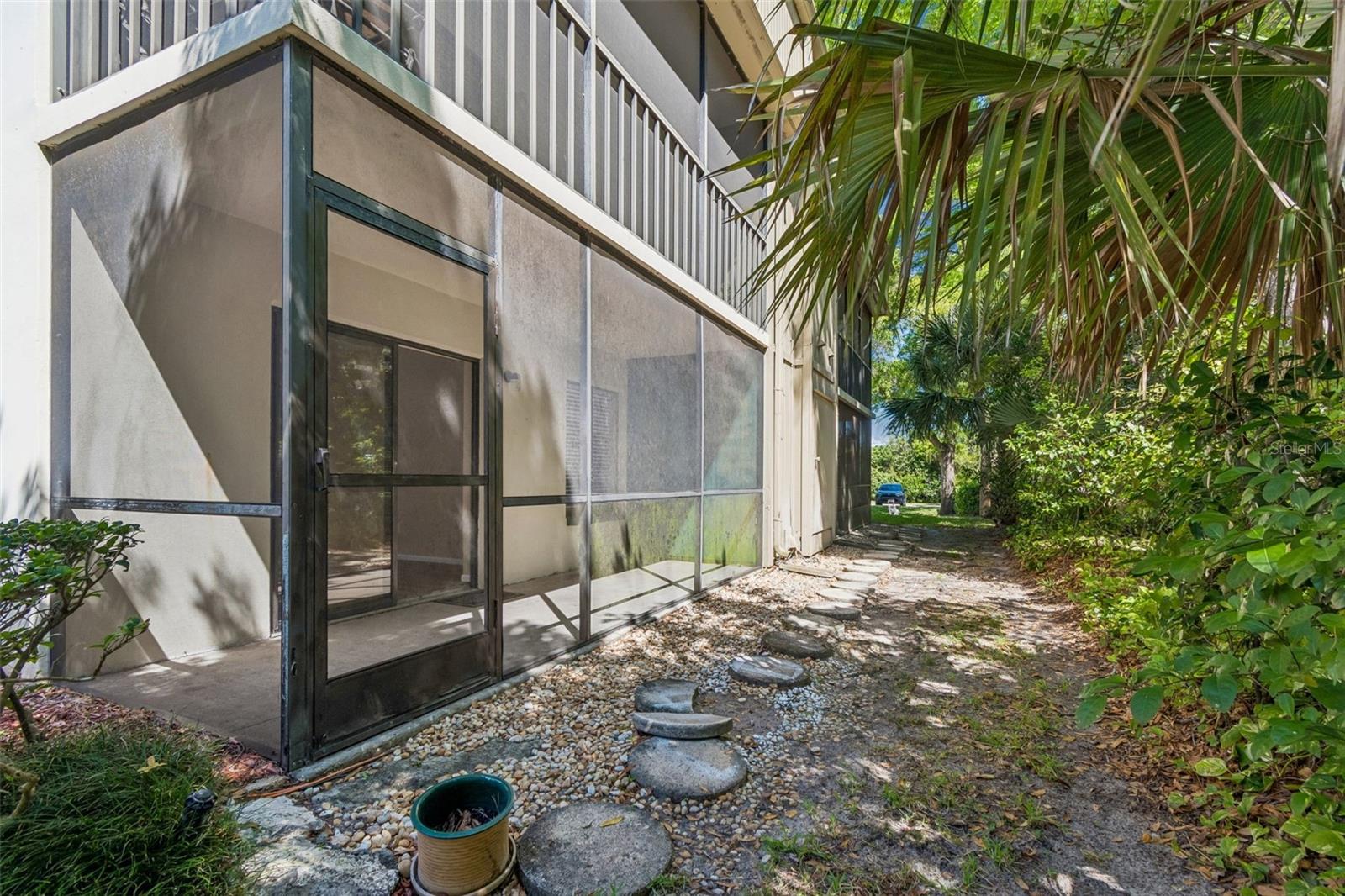 3300 FOX CHASE CIR N #202, PALM HARBOR, FL, 34683