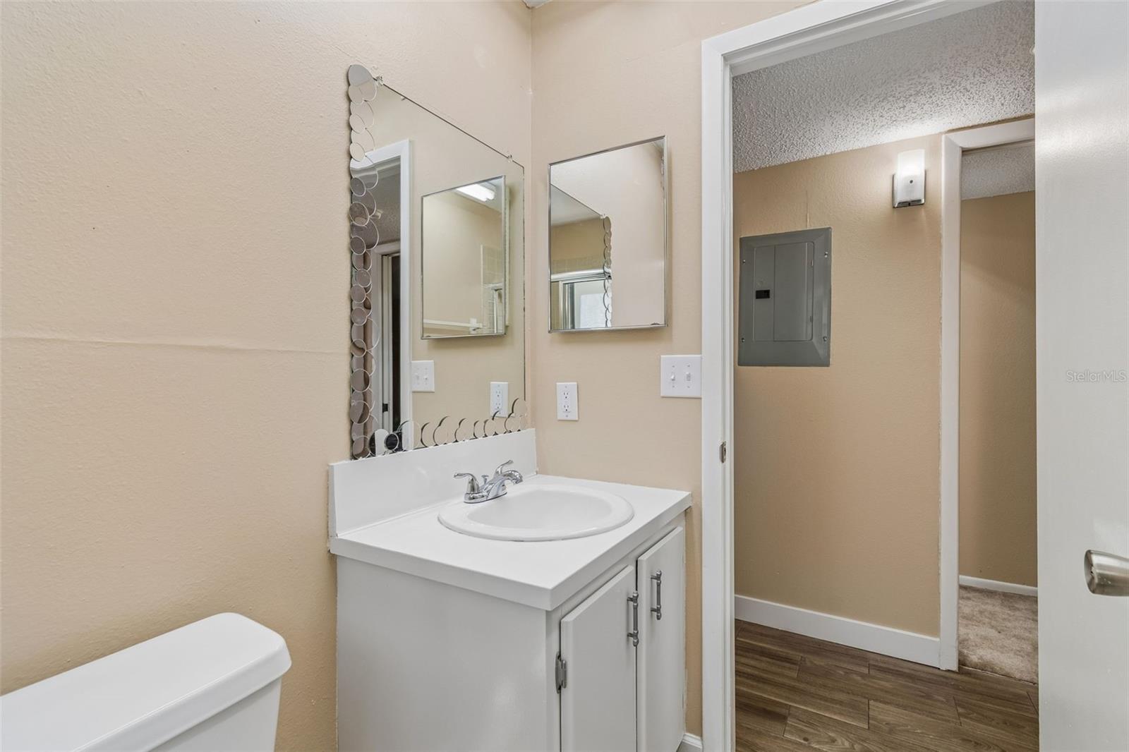 3300 FOX CHASE CIR N #202, PALM HARBOR, FL, 34683